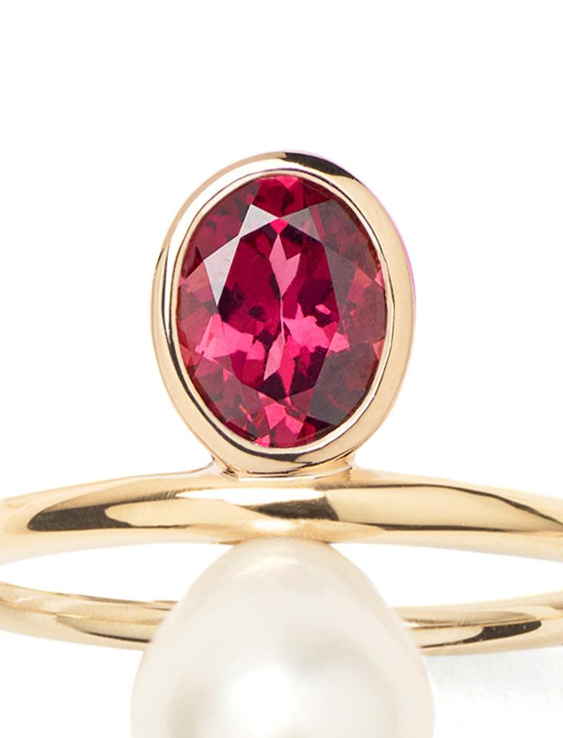 Modern 18 Carat Gold Pearl Rhodolite Ring, Yellow Gold, Perles Précieuses Collection For Sale