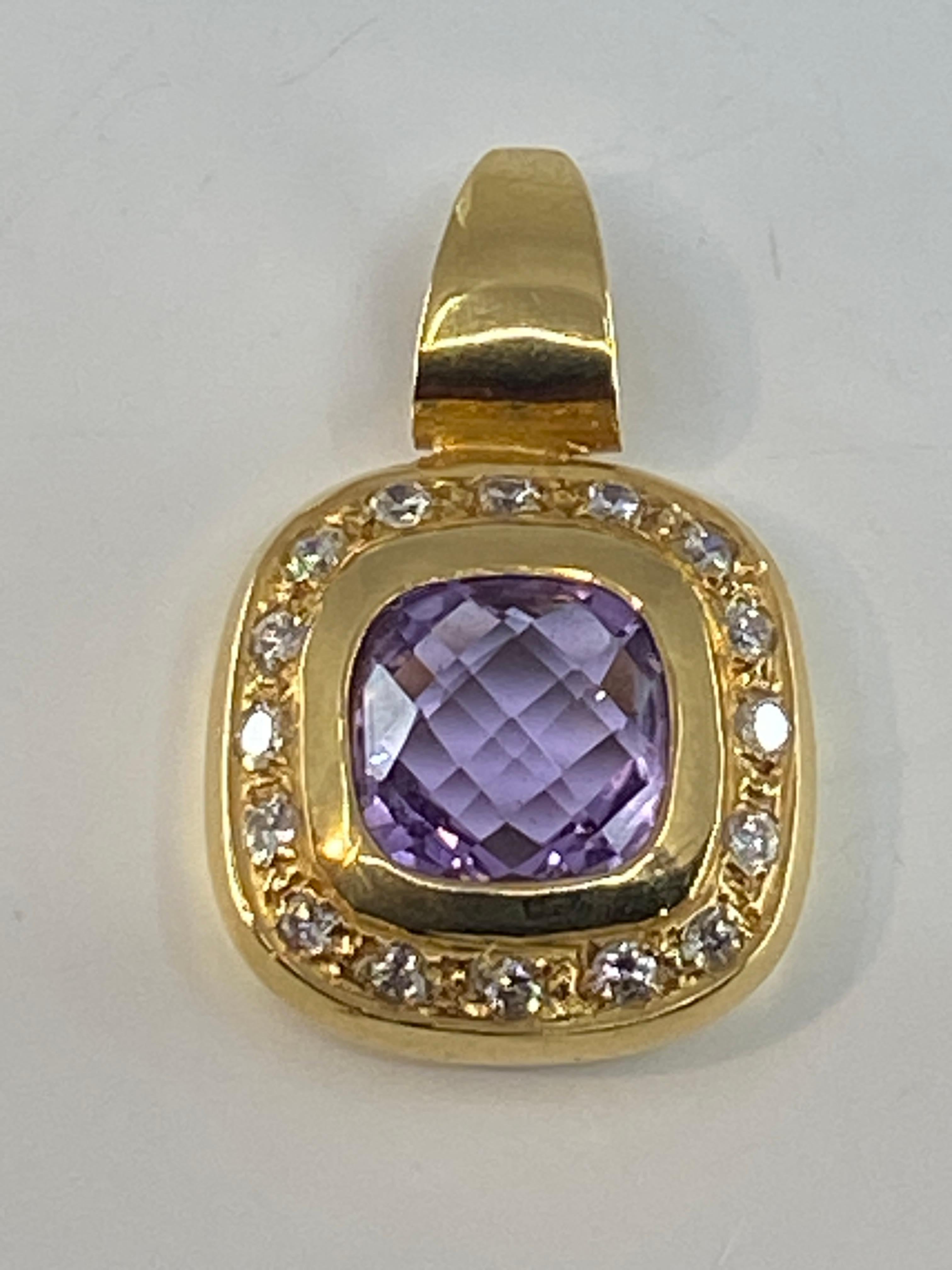 18 Carat Gold Pendant Set with a Faceted Améthyst and Diamonds For Sale 6