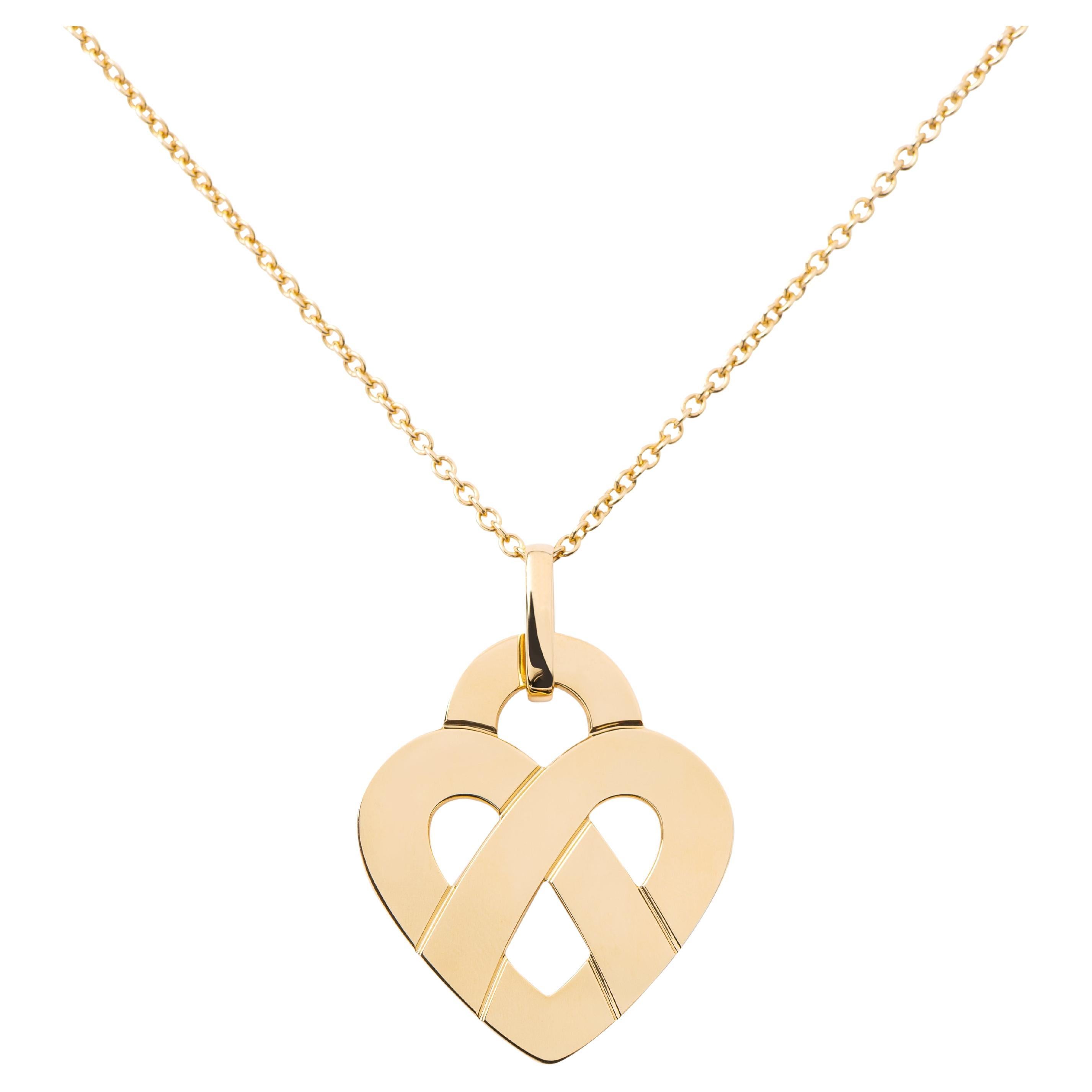 18 Carat Gold Pendant, Yellow Gold, Coeur Entrelacé Collection