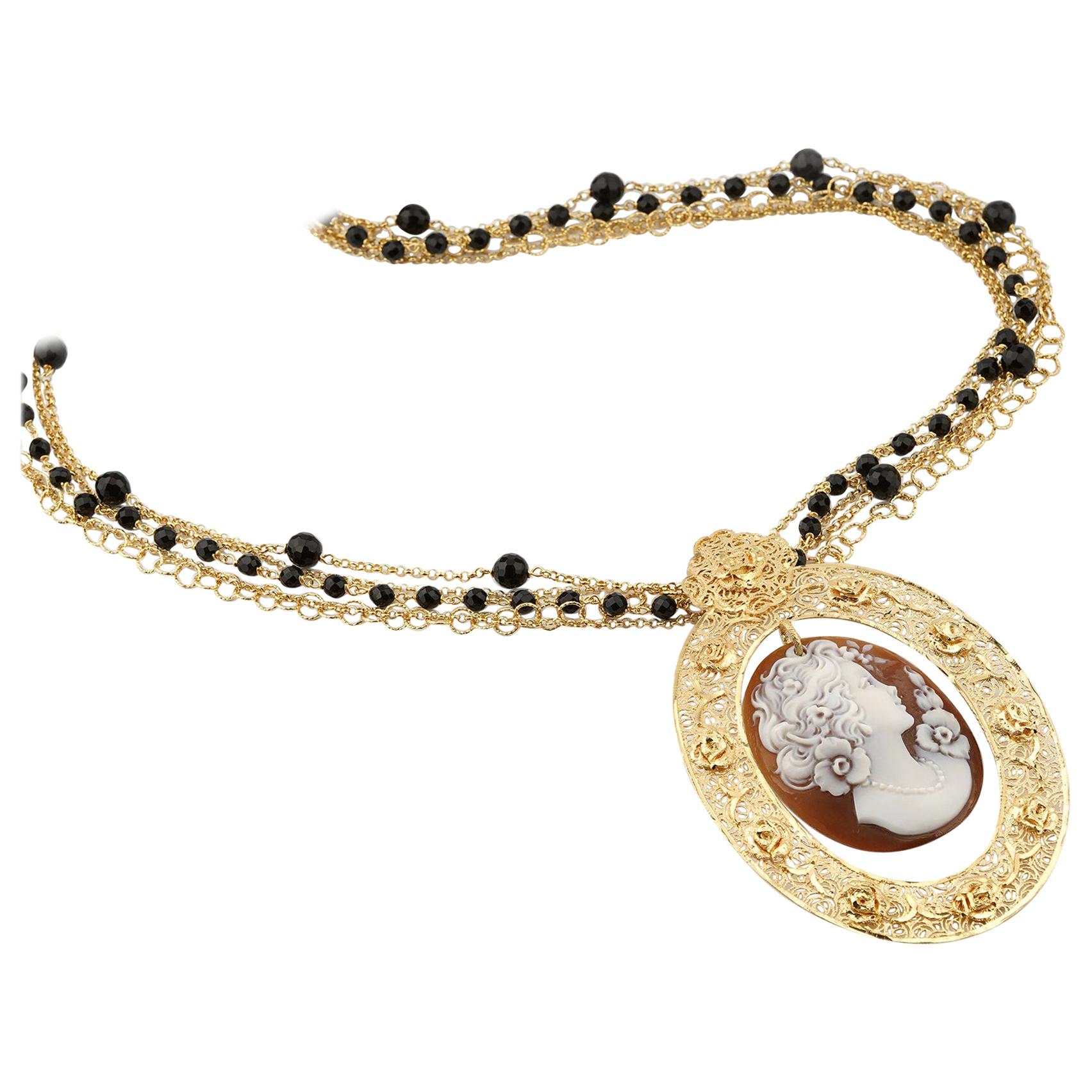 18 Carat Gold-Plated 925 Sterling Silver Sea Shell Cameo Necklace For Sale