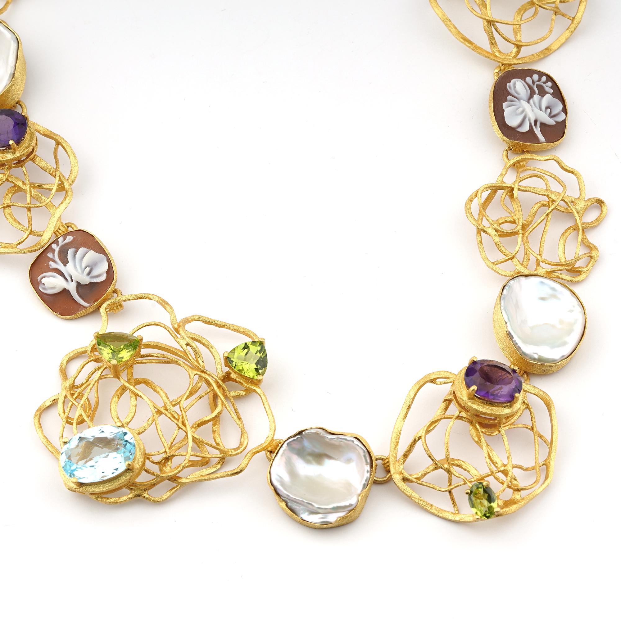 18 carat Gold Plated 925 Sterling Silver Sea Shell 16/18mm cameos Necklace 45cm. Fully handcarved Flowers on a sea shell cameo set in a 18kt Gold plated silver necklace with Topaz, peridots and amethysts. Carvings are performed by our master