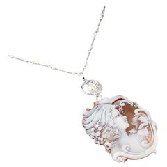 18 Carat Gold Plated 925 Sterling Silver with Sea Shell Cameo Pendant
