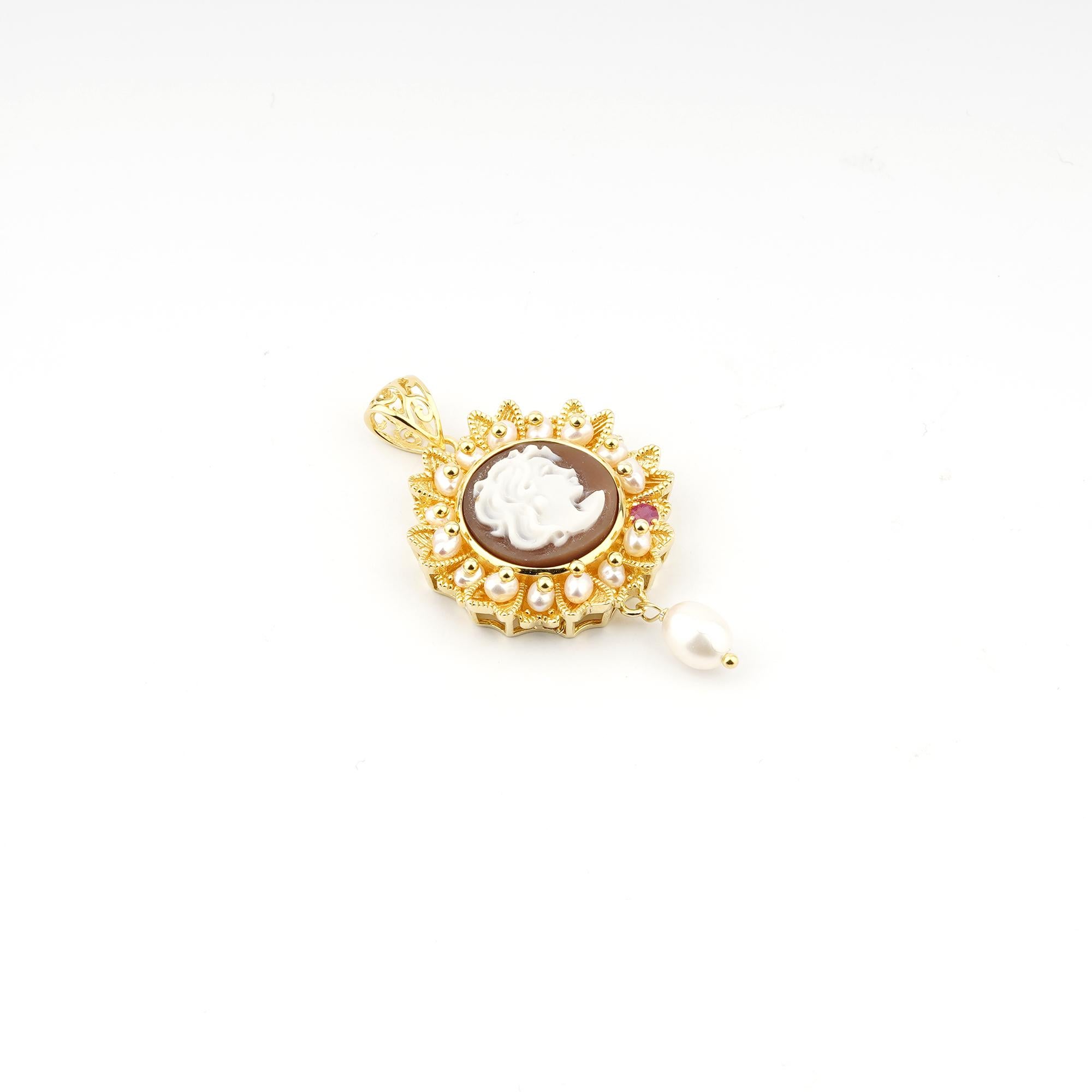 18 Carat Gold Plated 925 Sterling Silver with Sea Shell Cameo Set For Sale 2
