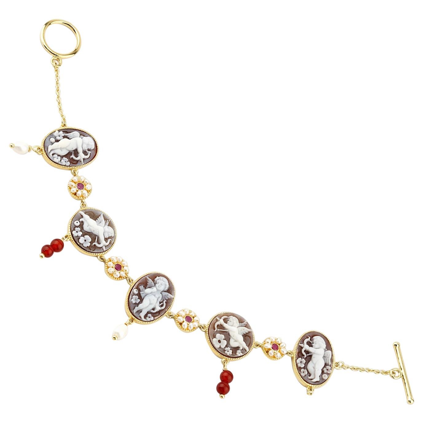 18 Carat Gold Plated 925 Sterling Silver with Sea Shell Cameos Bracelet For Sale