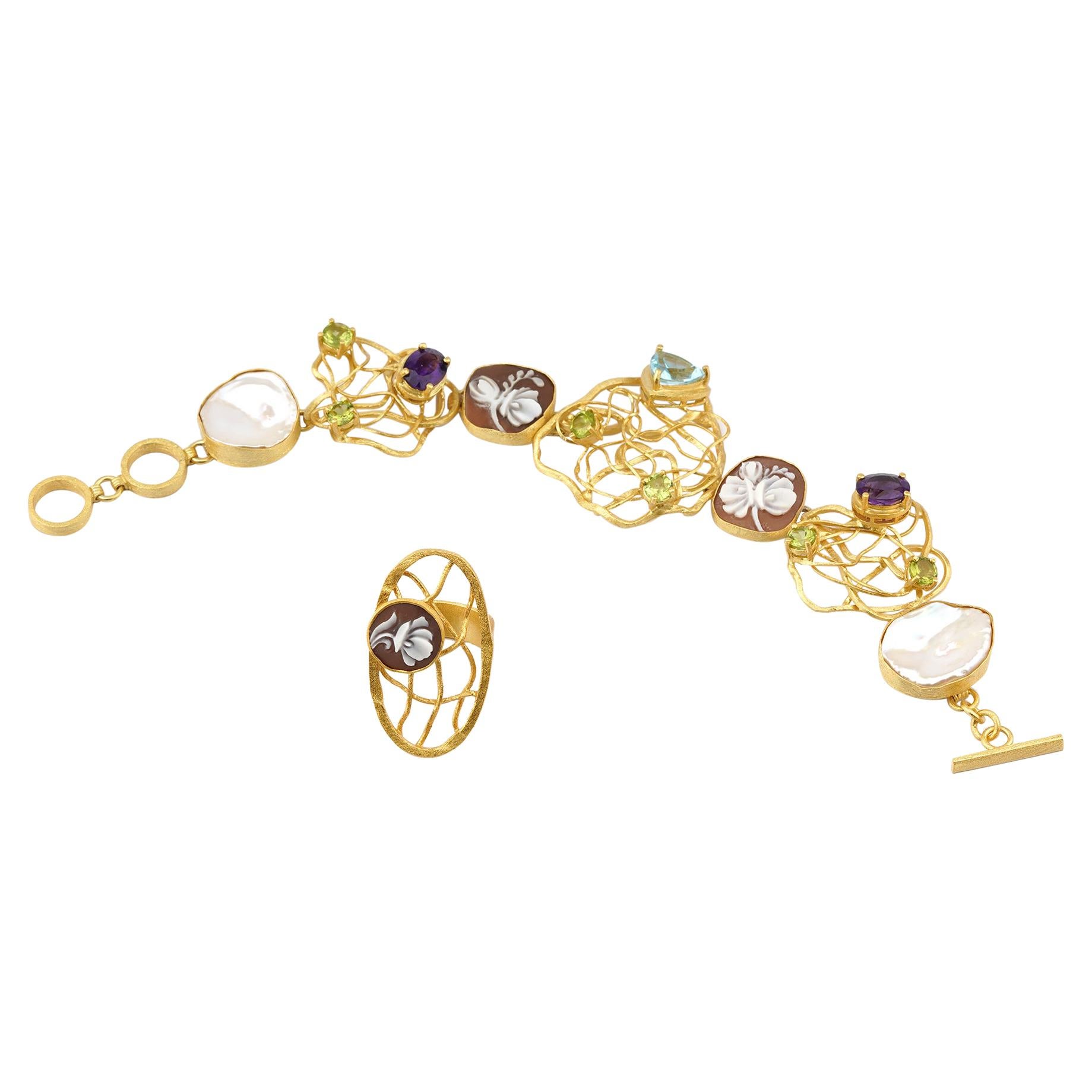18 Carat Gold Plated 925Sterling Silver SeaShell Cameos Ring Bracelet Set For Sale
