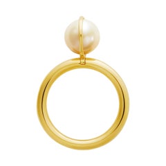 18 Carat Gold Revolution Pearl Ring