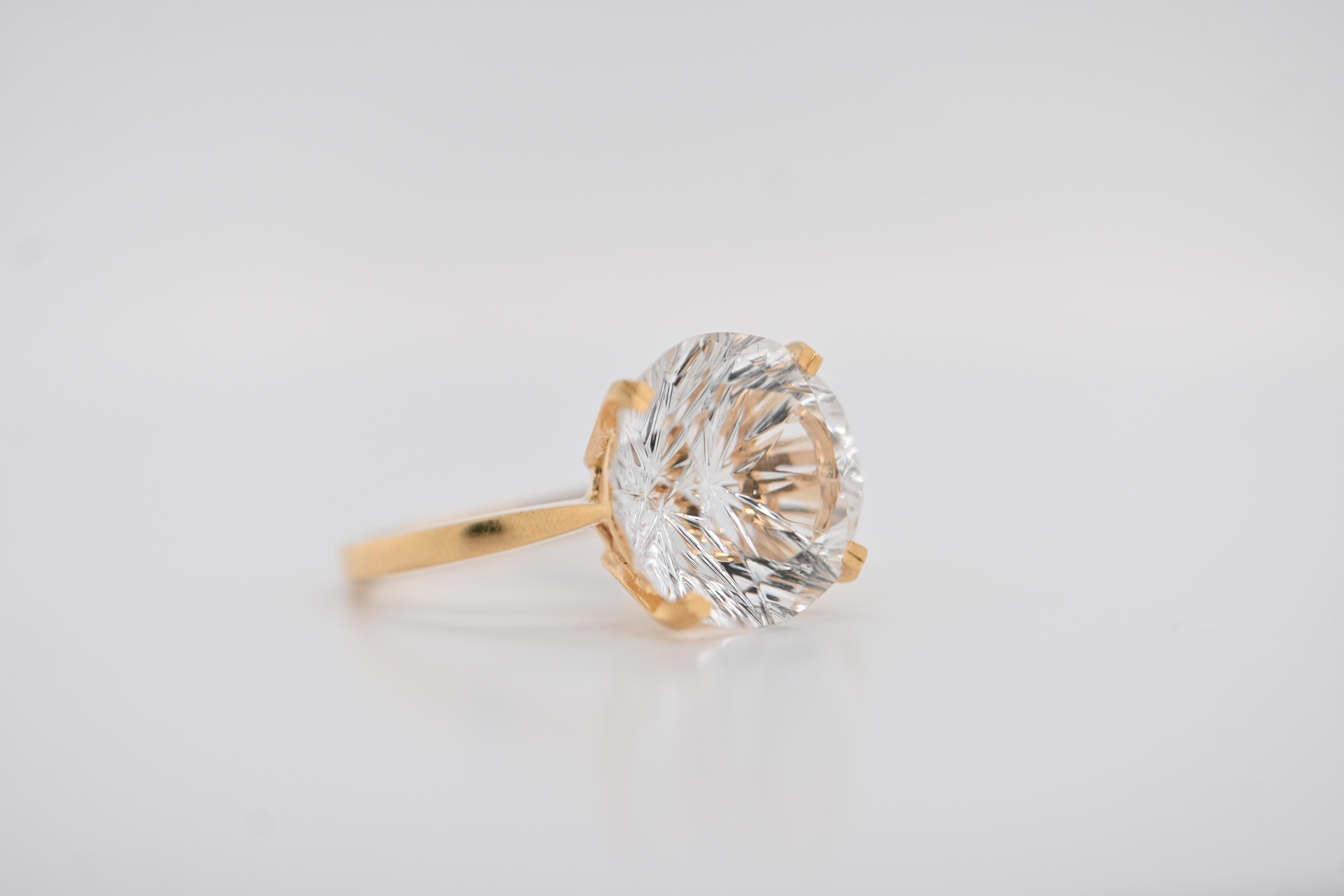 Anello in oro 18 carati con zirconi taglio Brilliante in vendita 5