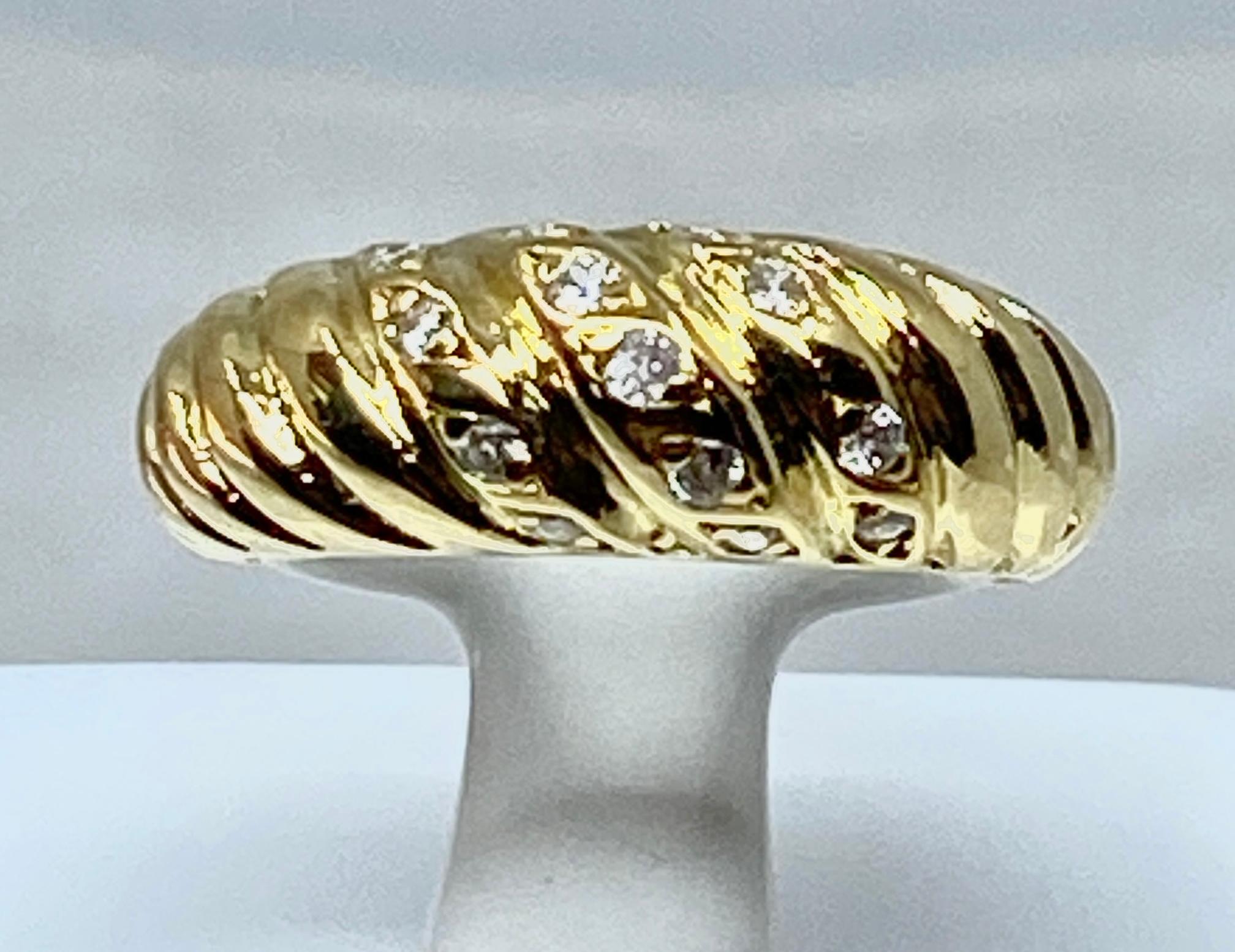 18 carat gold ring decorated with gadroons set with 3 rows of diamonds  For Sale 4