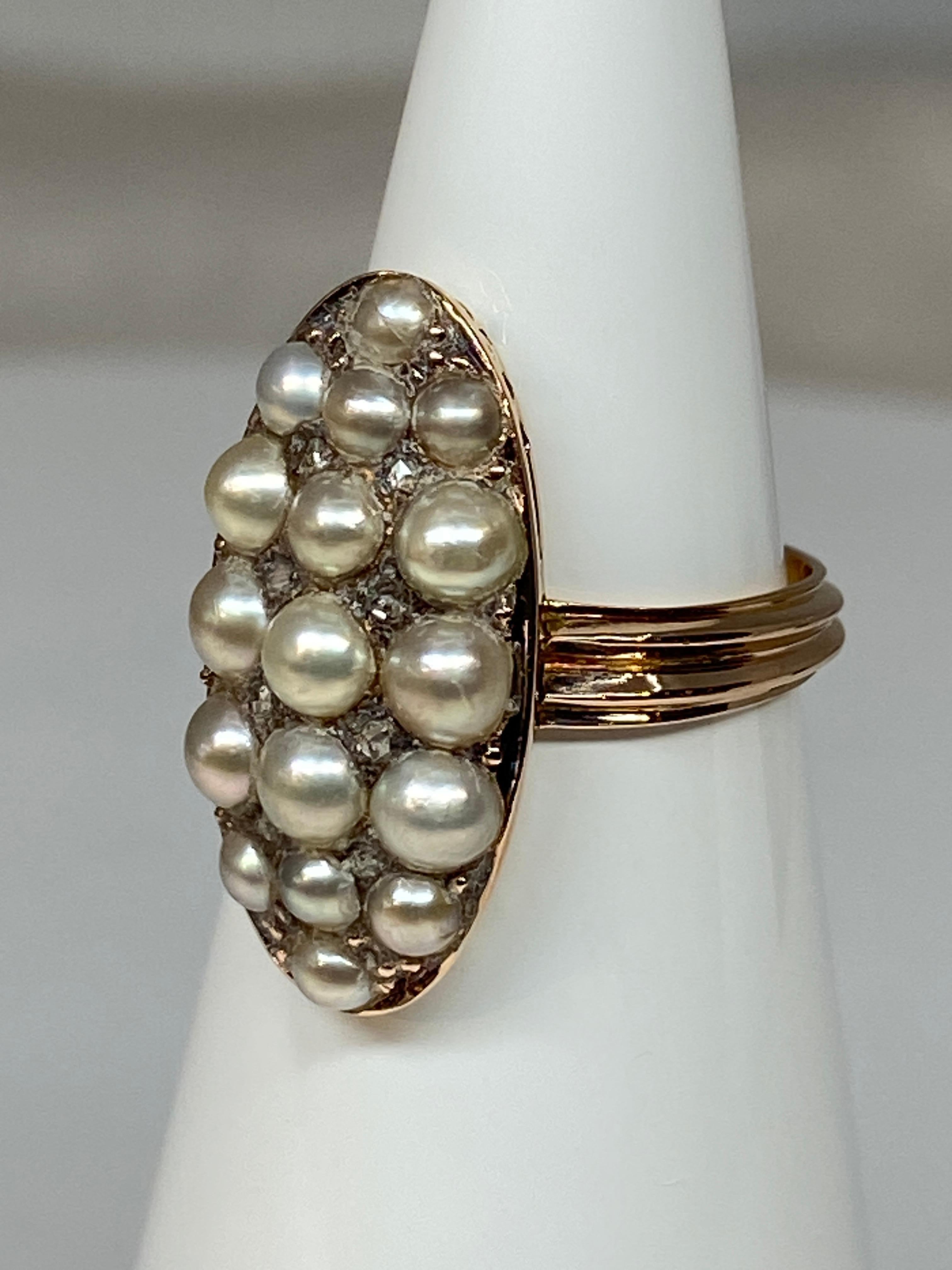 18 Carat Gold Ring, Marquise, Set with 17 Fine Pearls and Diamonds, circa 1880 For Sale 5