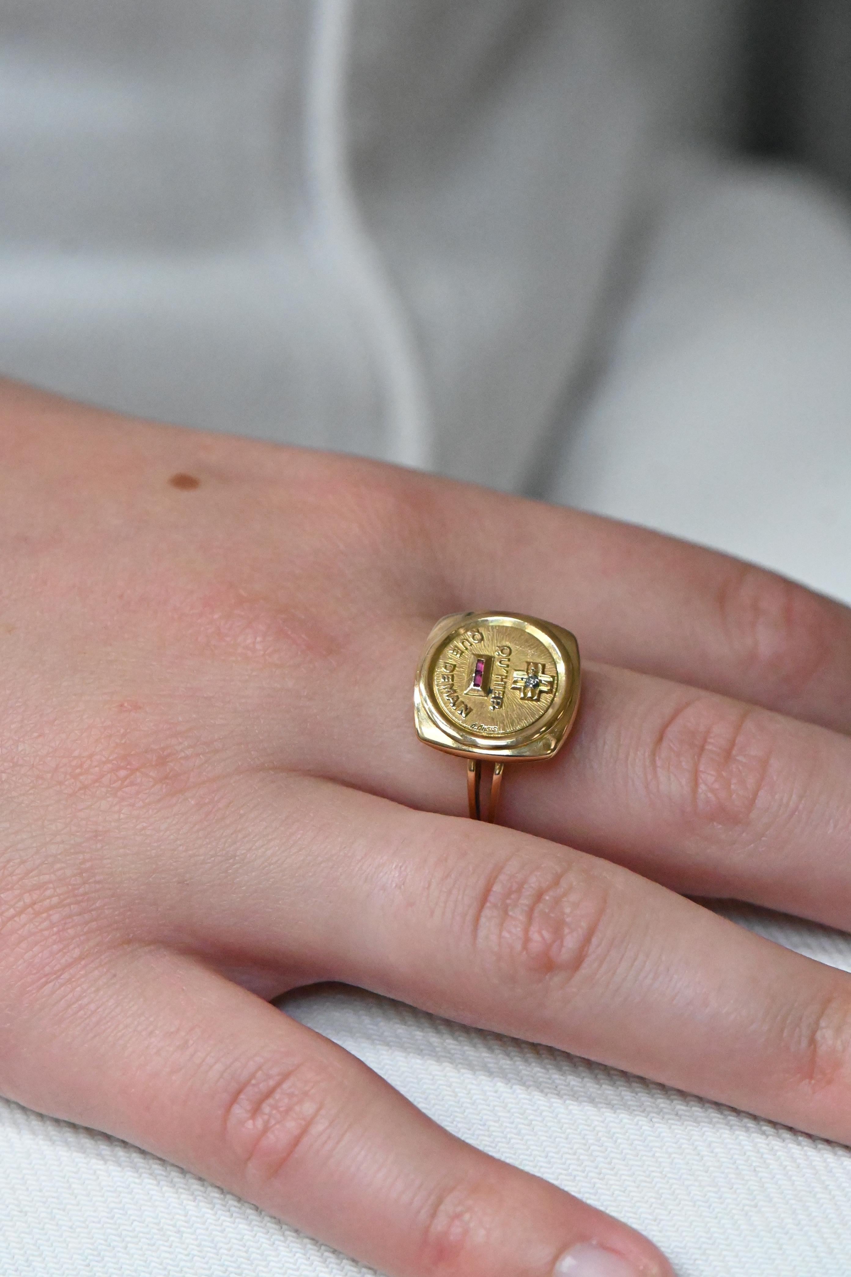 18 Carat Gold Ring More Than Yesterday Less Than Tomorrow Augis In Excellent Condition In Vannes, FR