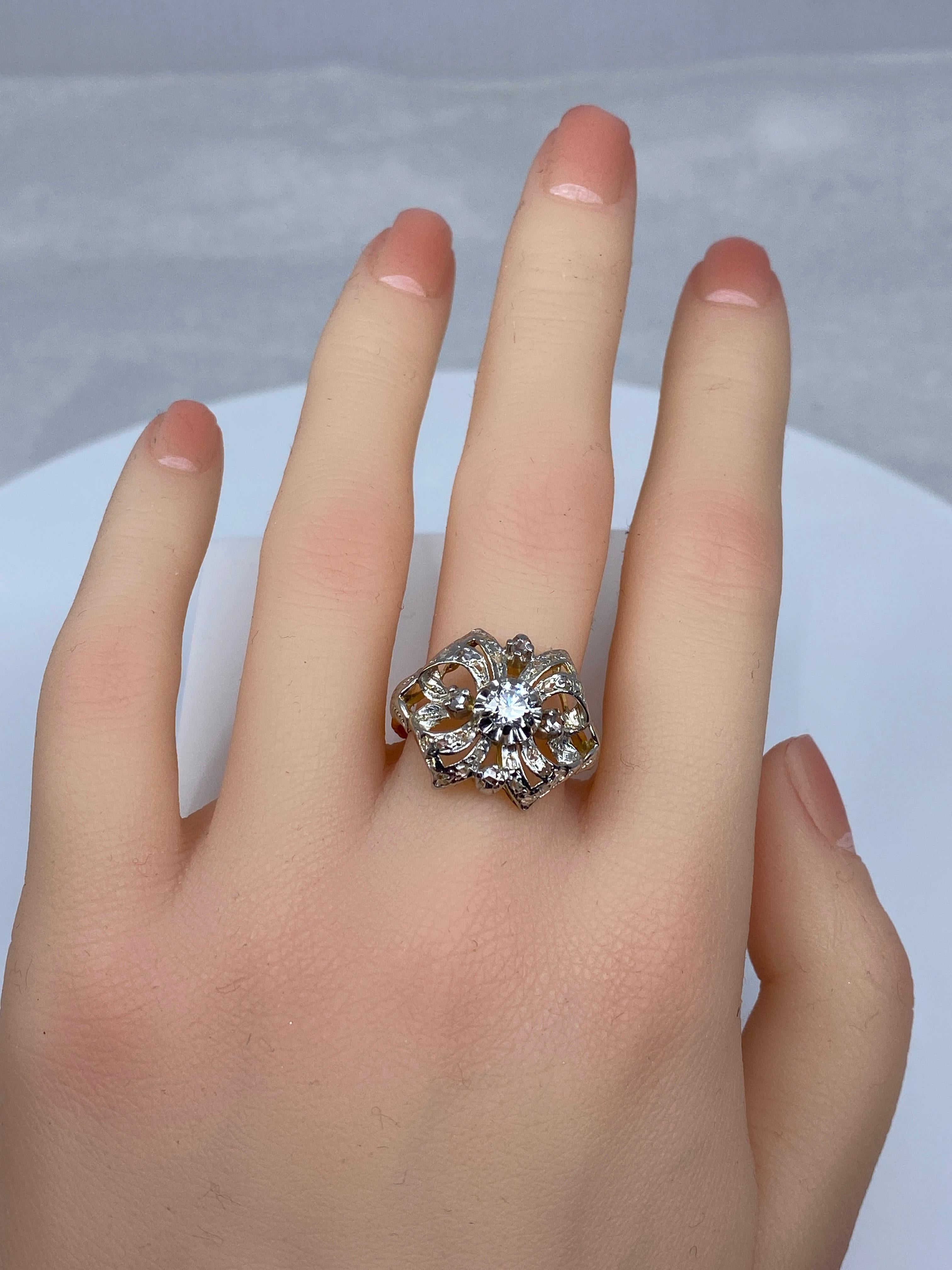 Bague en or 18 carats style Napoléon III sertie de diamants  Unisexe en vente