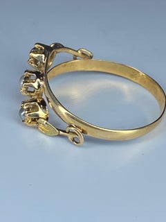 Bague en or 18 carats sertie de 3 fines perles, datant d'environ 1900