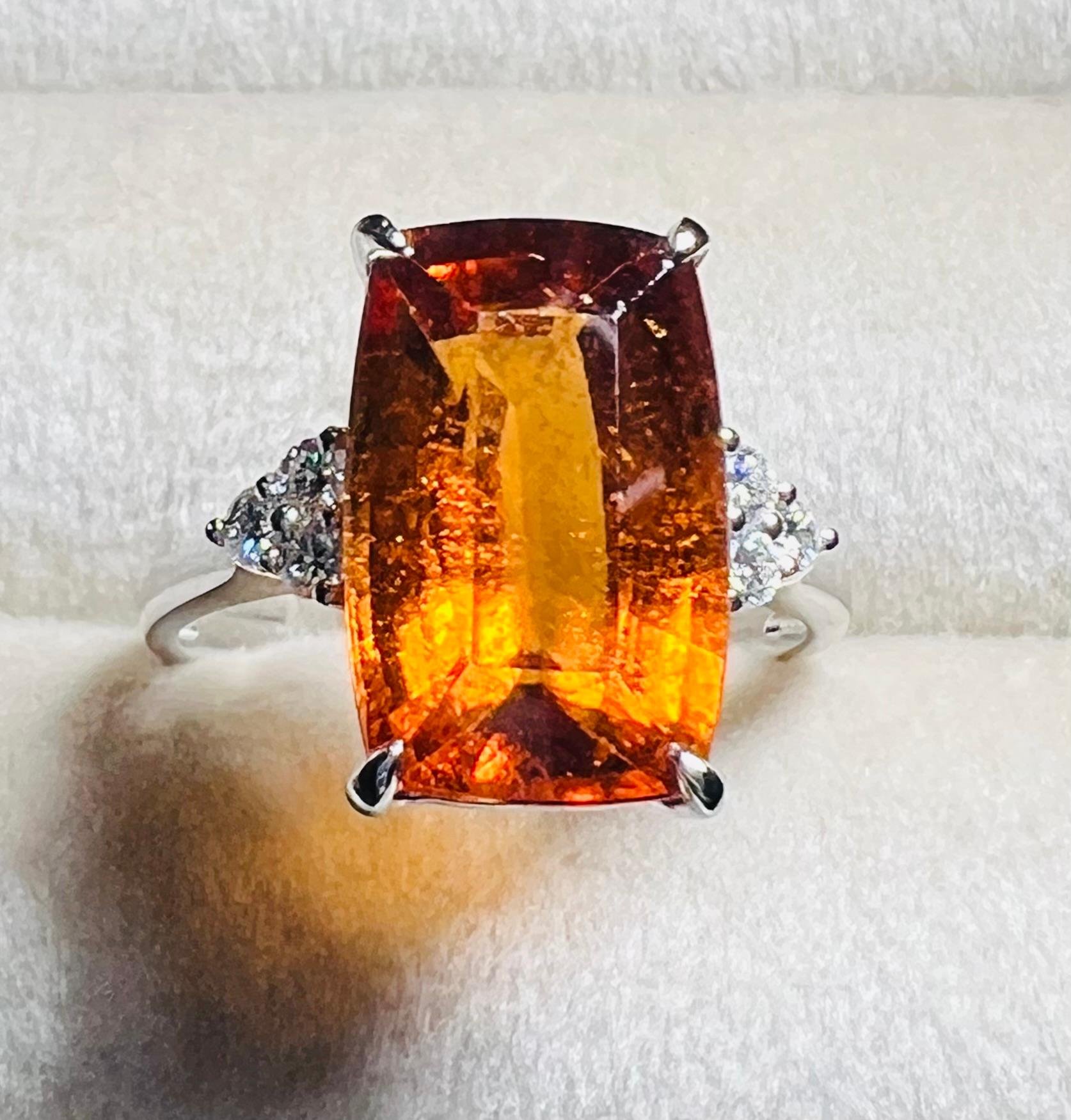Art Nouveau 18 Carat Gold Ring Set With  a 6.40 ct Spessartite Garnet And 6 Diamonds For Sale