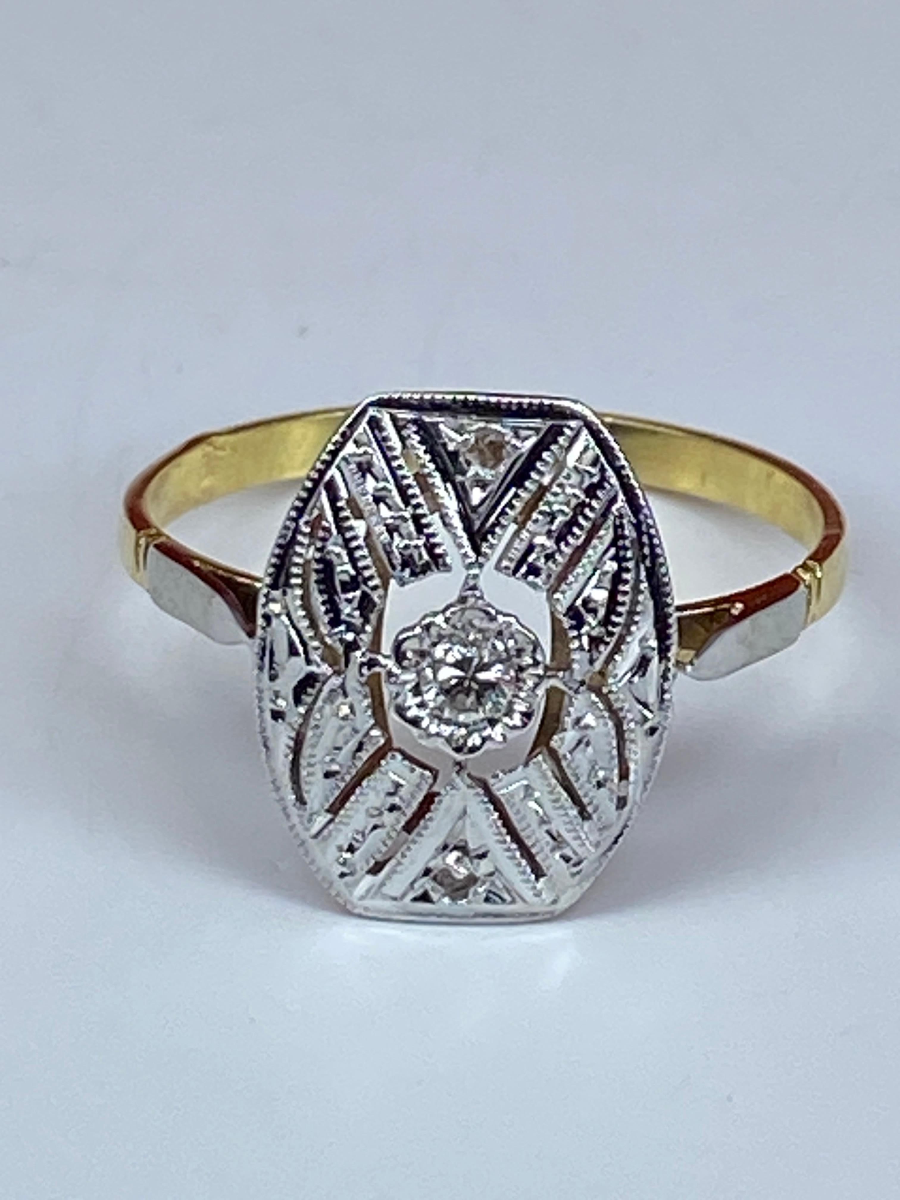 18 Carat Gold Ring Set with Diamonds, Art Déco Period 6
