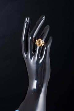 18-carat gold ring with oval faceted citrine. Swedish goldsmith, mid-20th C.