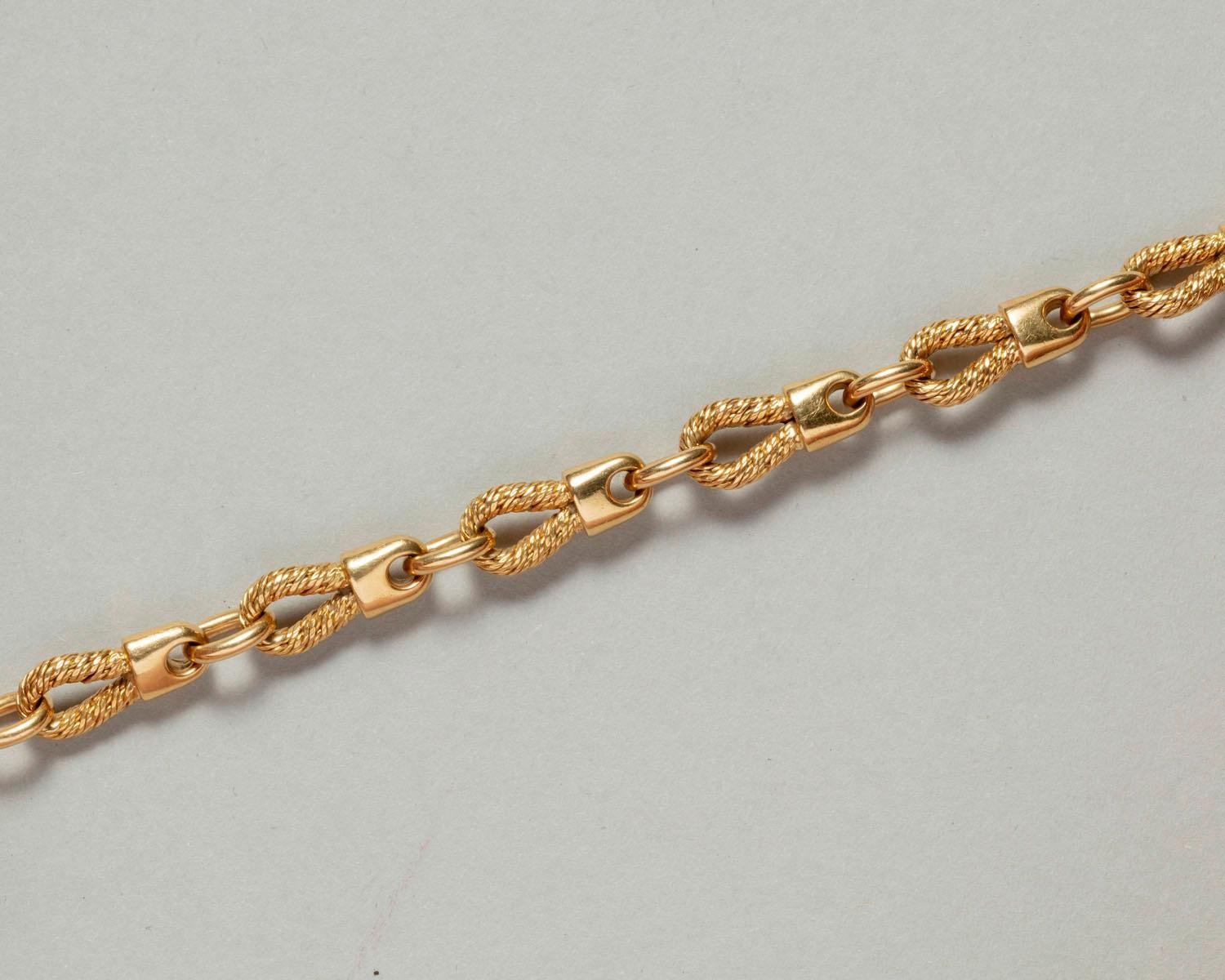 18 carat gold bracelet