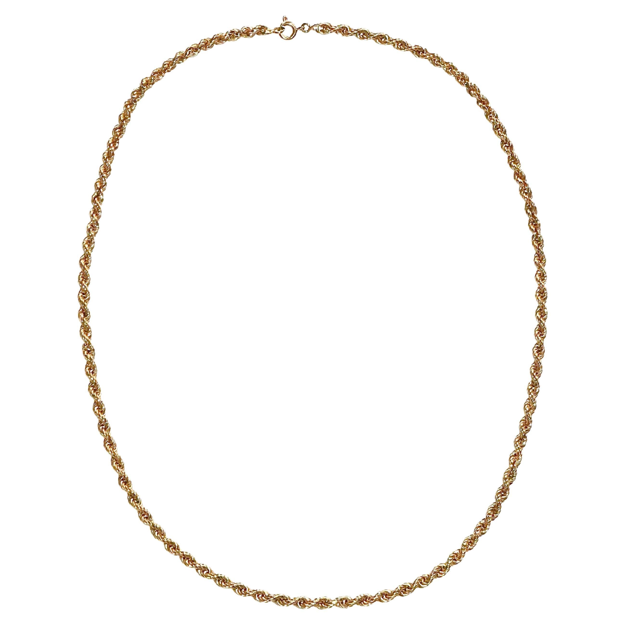 Collier torsadé en or 18 carats