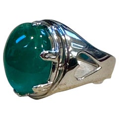 18 Carat Huge Emerald Cabochon 14 Karat White Gold Cocktail Ring Vintage Unisex