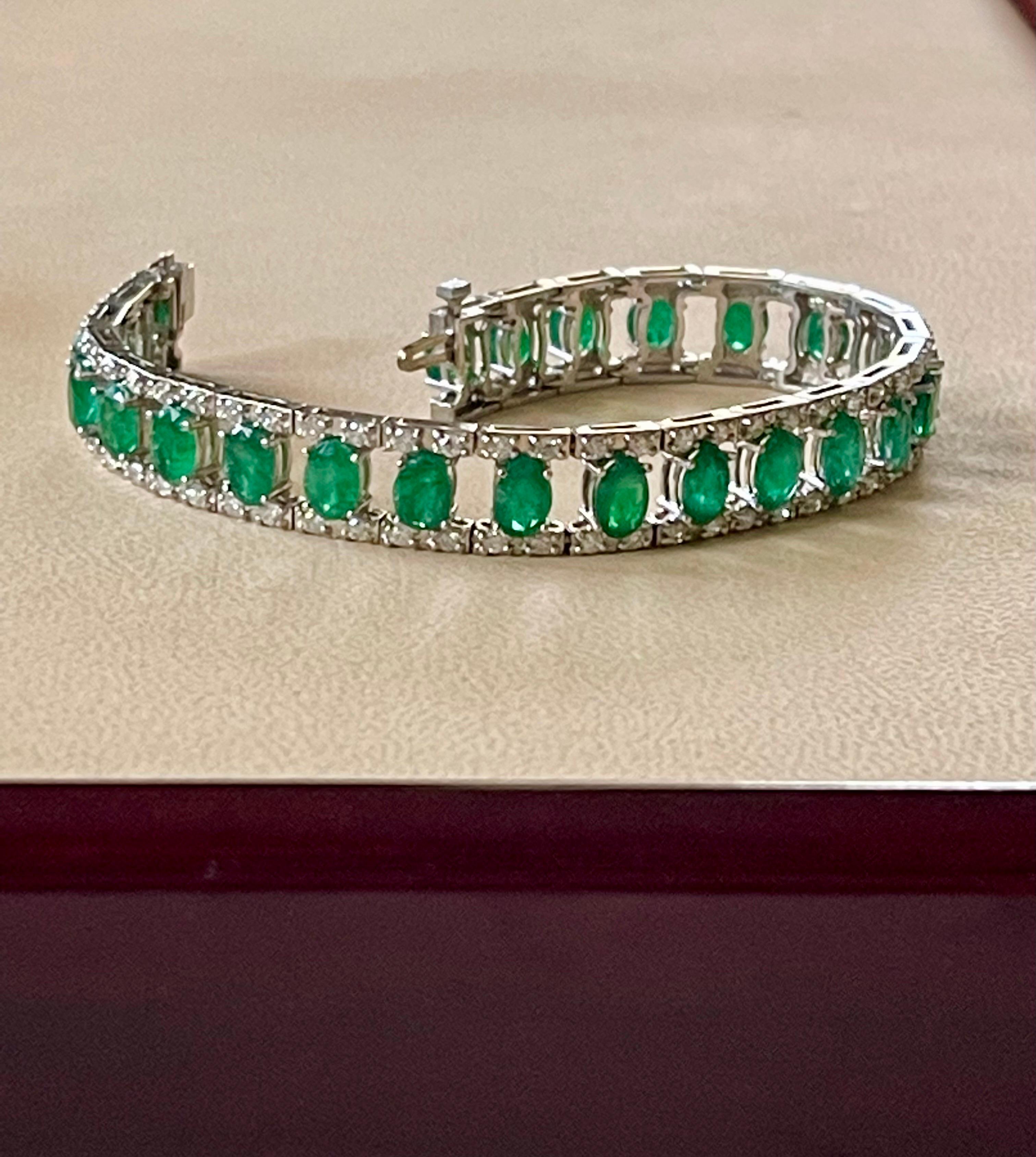 18 Carat Natural Emerald & Diamond Cocktail Tennis Bracelet 14 Karat White Gold 5
