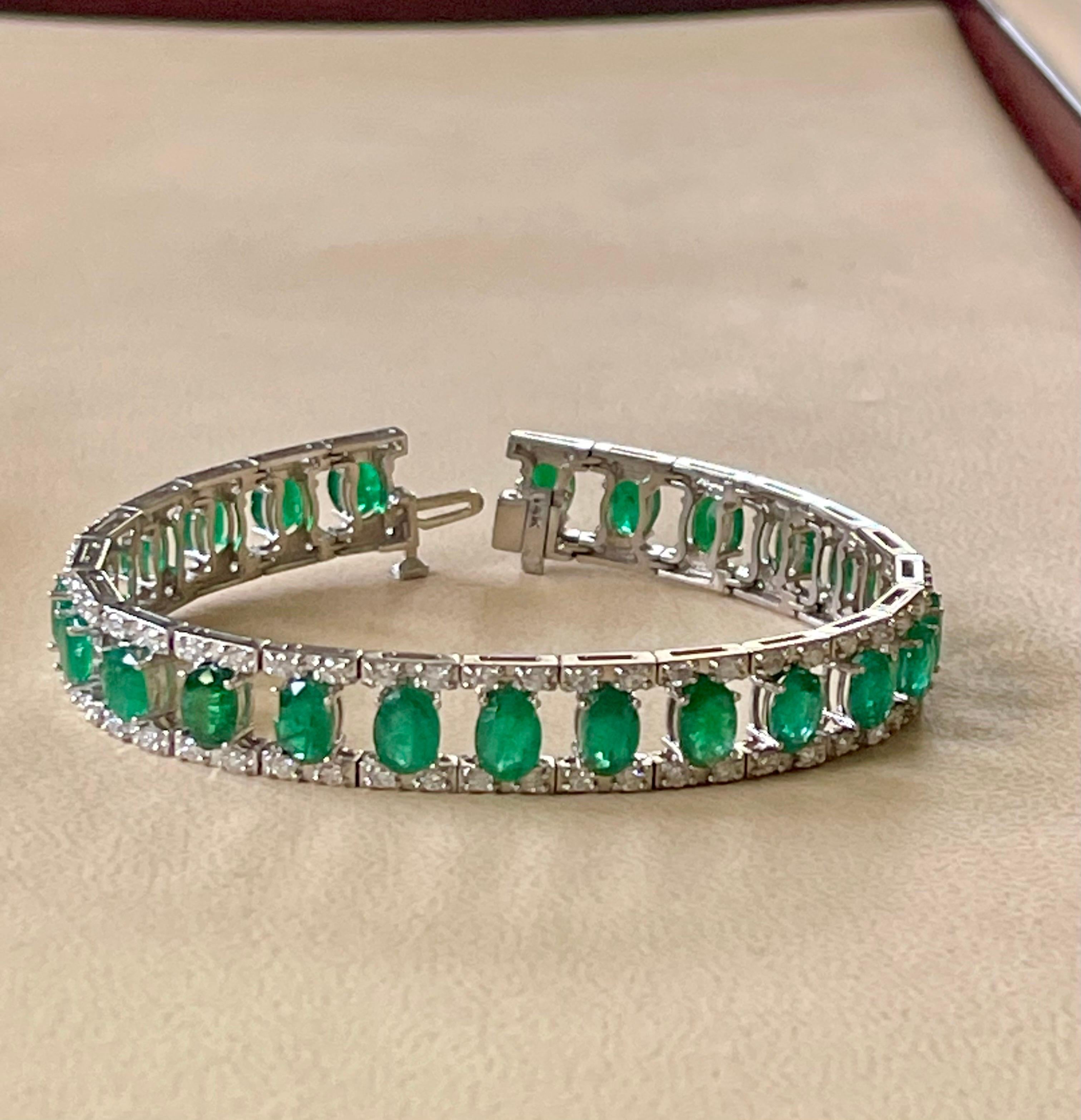18 Carat Natural Emerald & Diamond Cocktail Tennis Bracelet 14 Karat White Gold 8