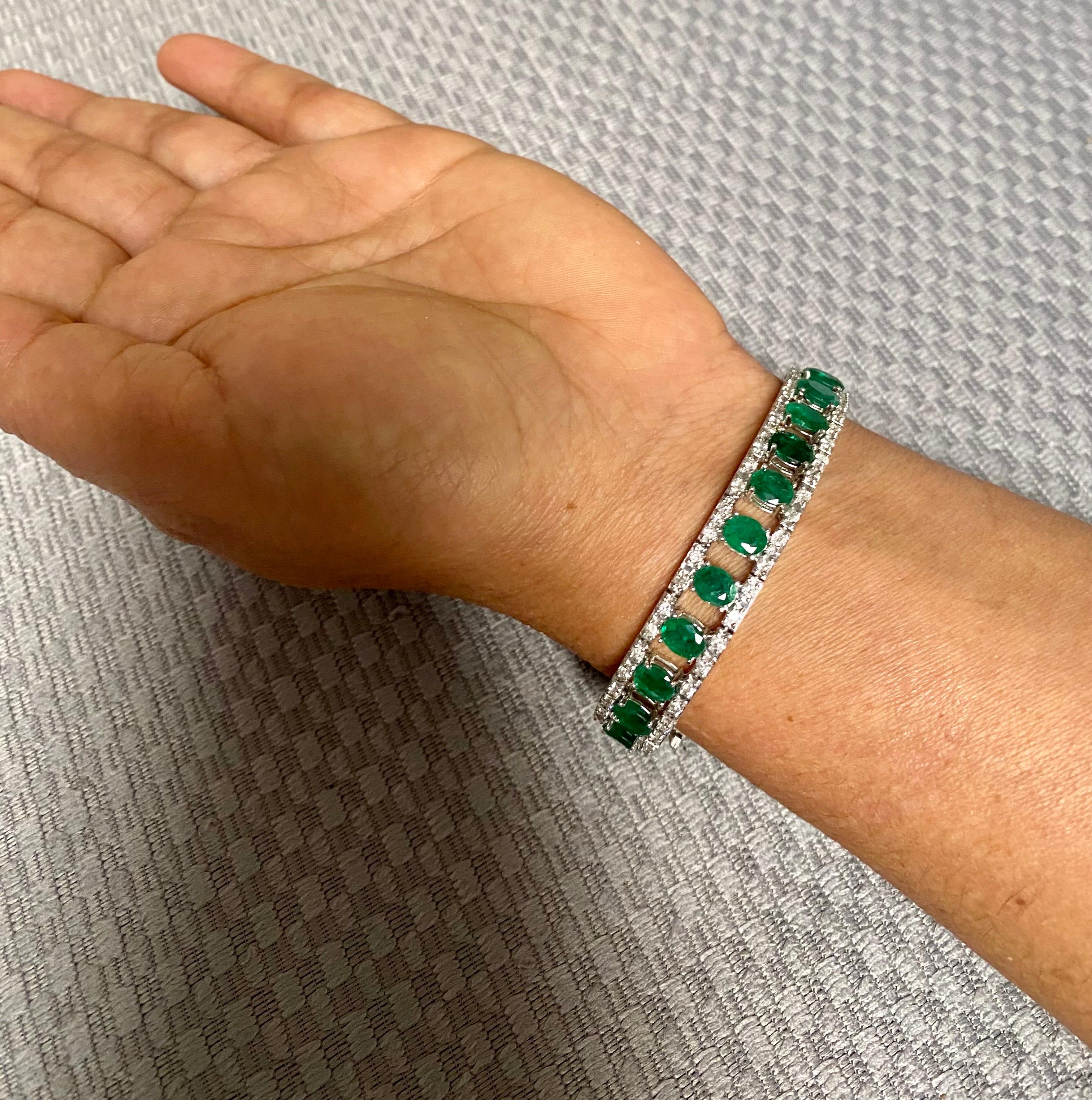 18 Carat Natural Emerald & Diamond Cocktail Tennis Bracelet 14 Karat White Gold 11