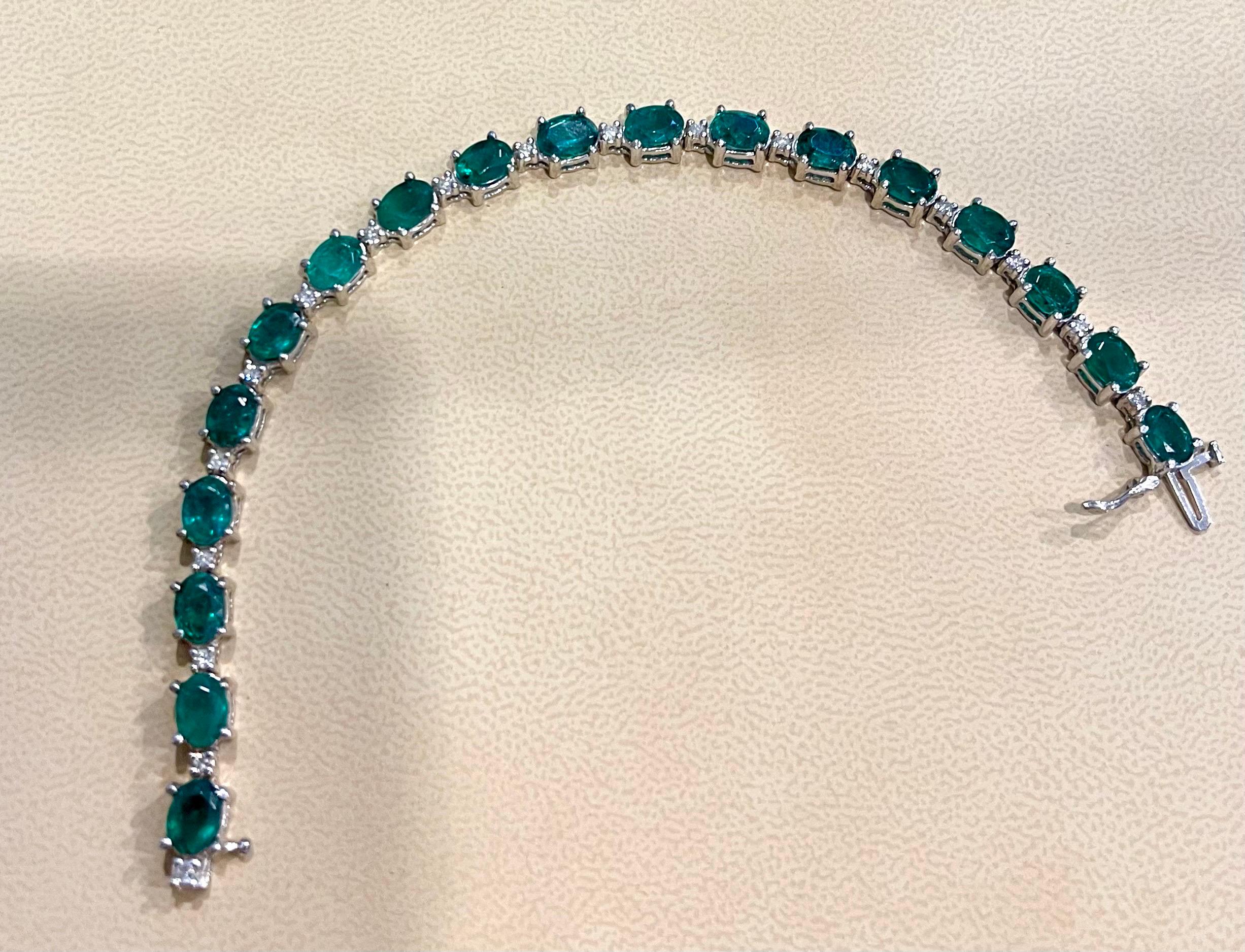 18 Carat Natural Emerald & Diamond Cocktail Tennis Bracelet 14 Karat White Gold In New Condition For Sale In New York, NY