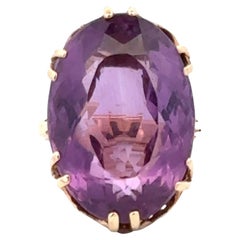 18 Carat Oval Faceted Amethyst Gemstone 14 Karat Yellow Gold Retro Estate Ring