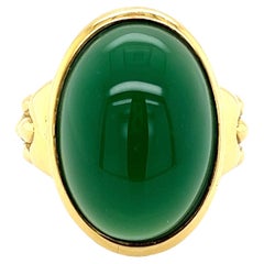 18 Carat Oval Green Cabochon Chalcedony Solitaire Gold Cocktail Ring