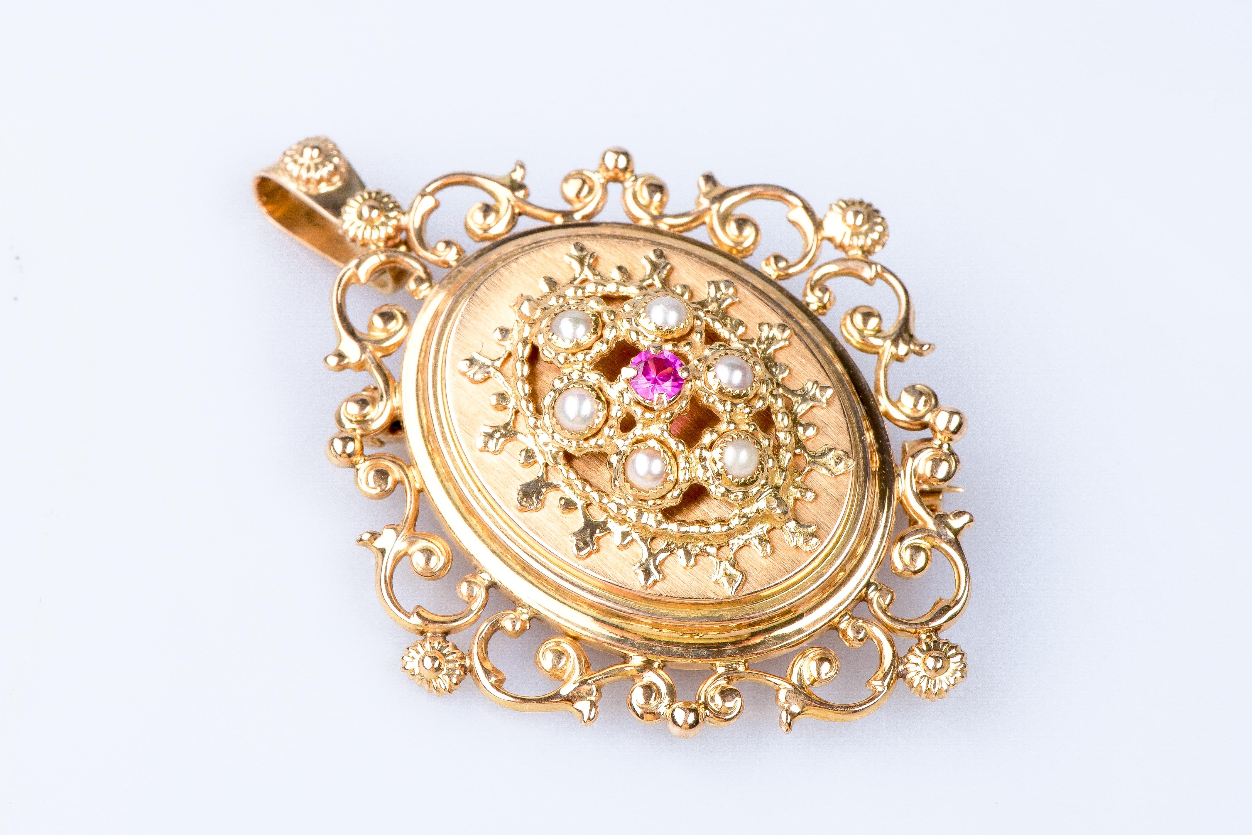 18 carat pink gold brooch or/and ruby and pearls pendant In Excellent Condition For Sale In Monte-Carlo, MC