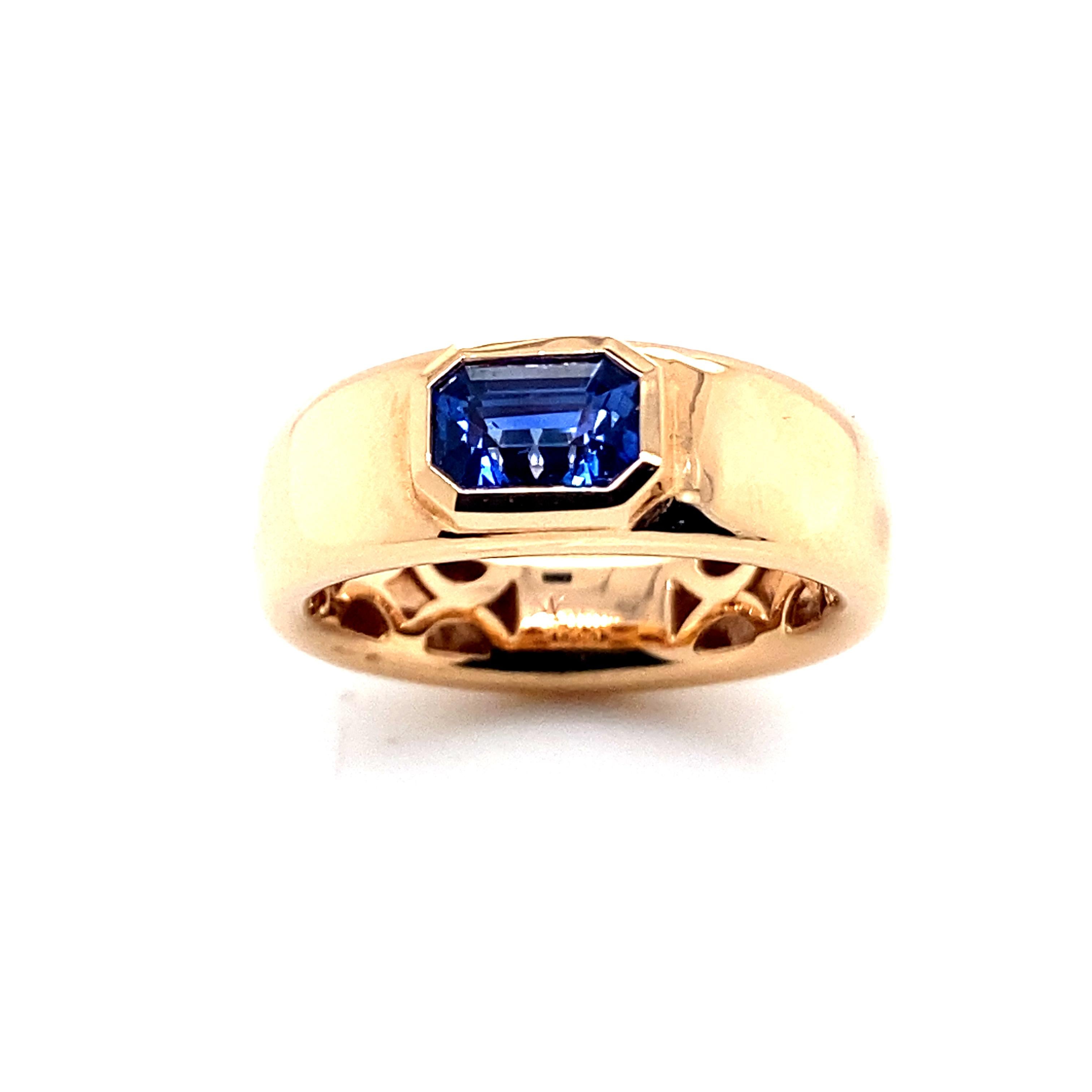Ring with It's Blue Sapphire Emerald Cut or RPC Pink Gold 18 Karat For Sale 1