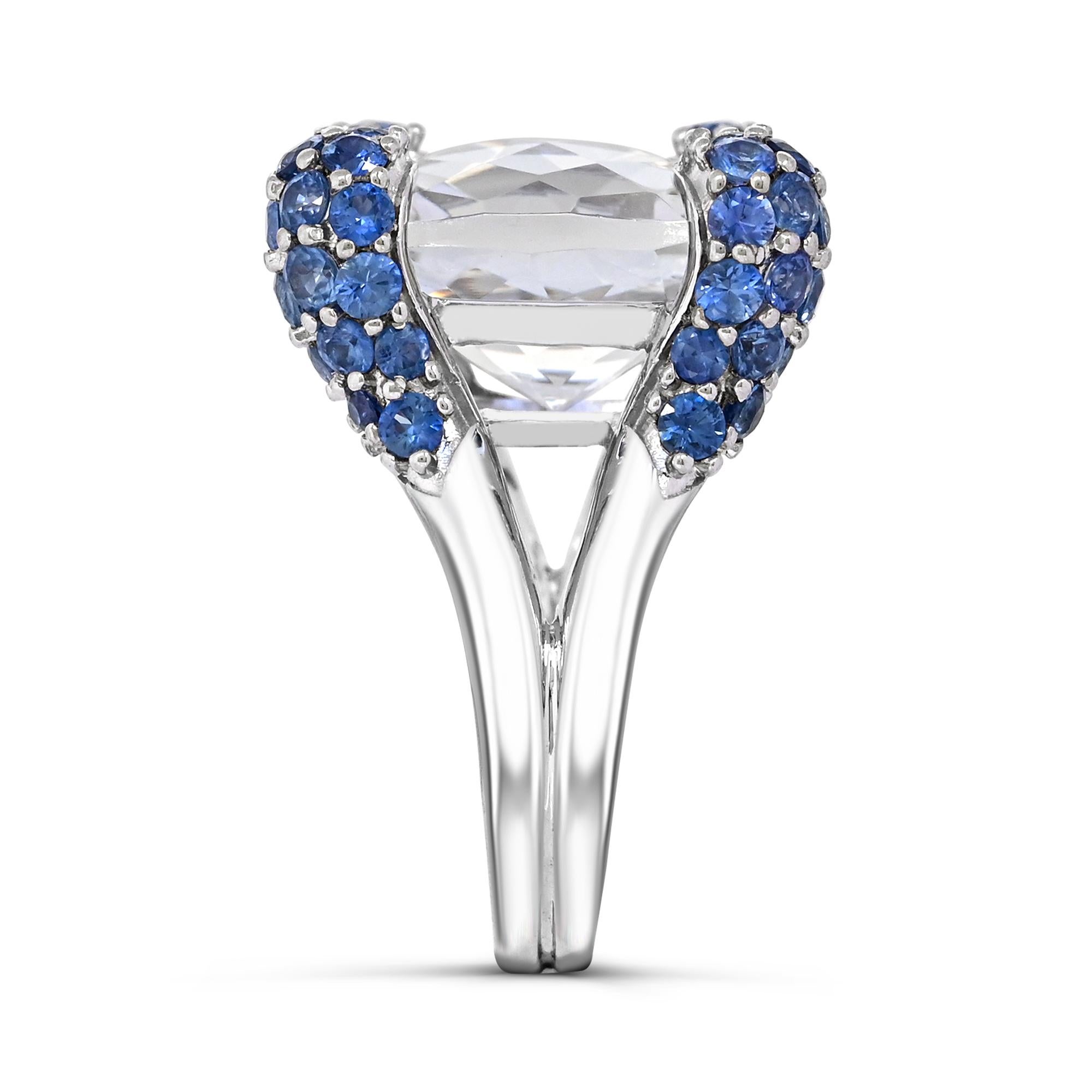 Contemporary 18 Carat Rock Crystal and Blue Sapphire Accent Sterling Silver Cocktail Ring For Sale