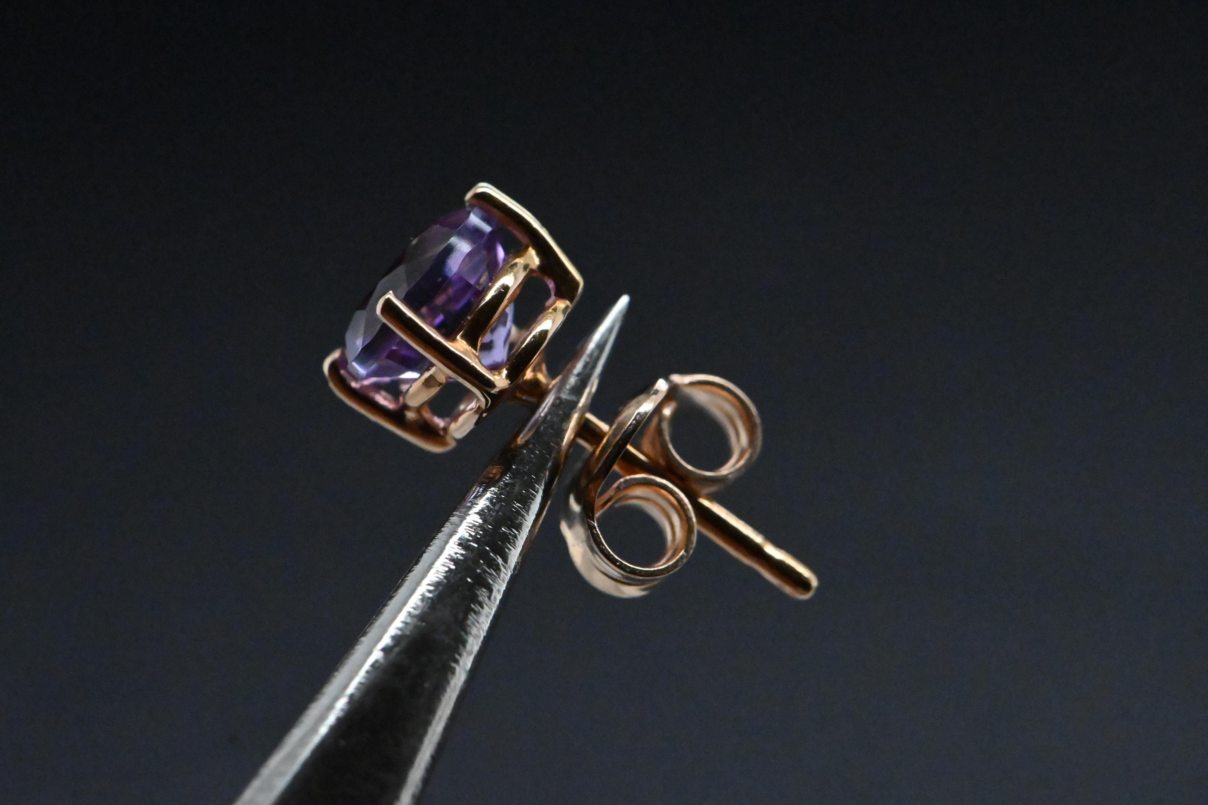 Brilliant Cut 18 Carat Rose Gold Amethyst Earrings For Sale