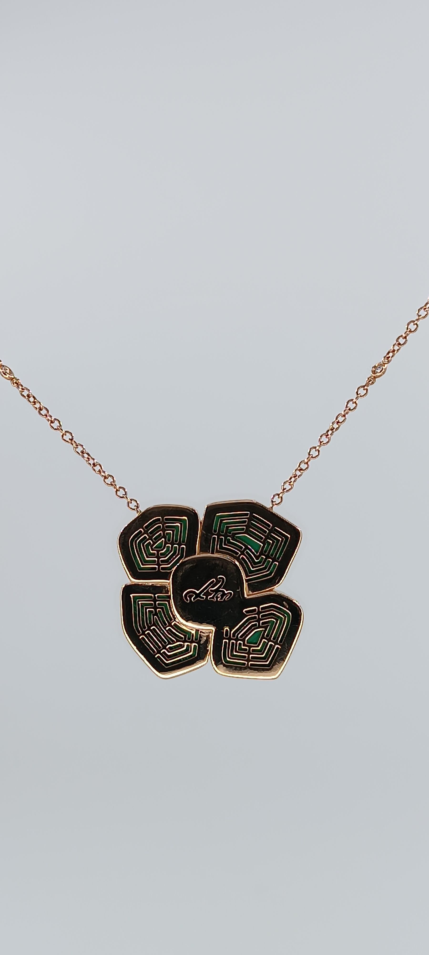 Contemporary 18 Carat Rose Gold Grams 14.35 Malachite Diamonds 0.22 Carats Necklace For Sale