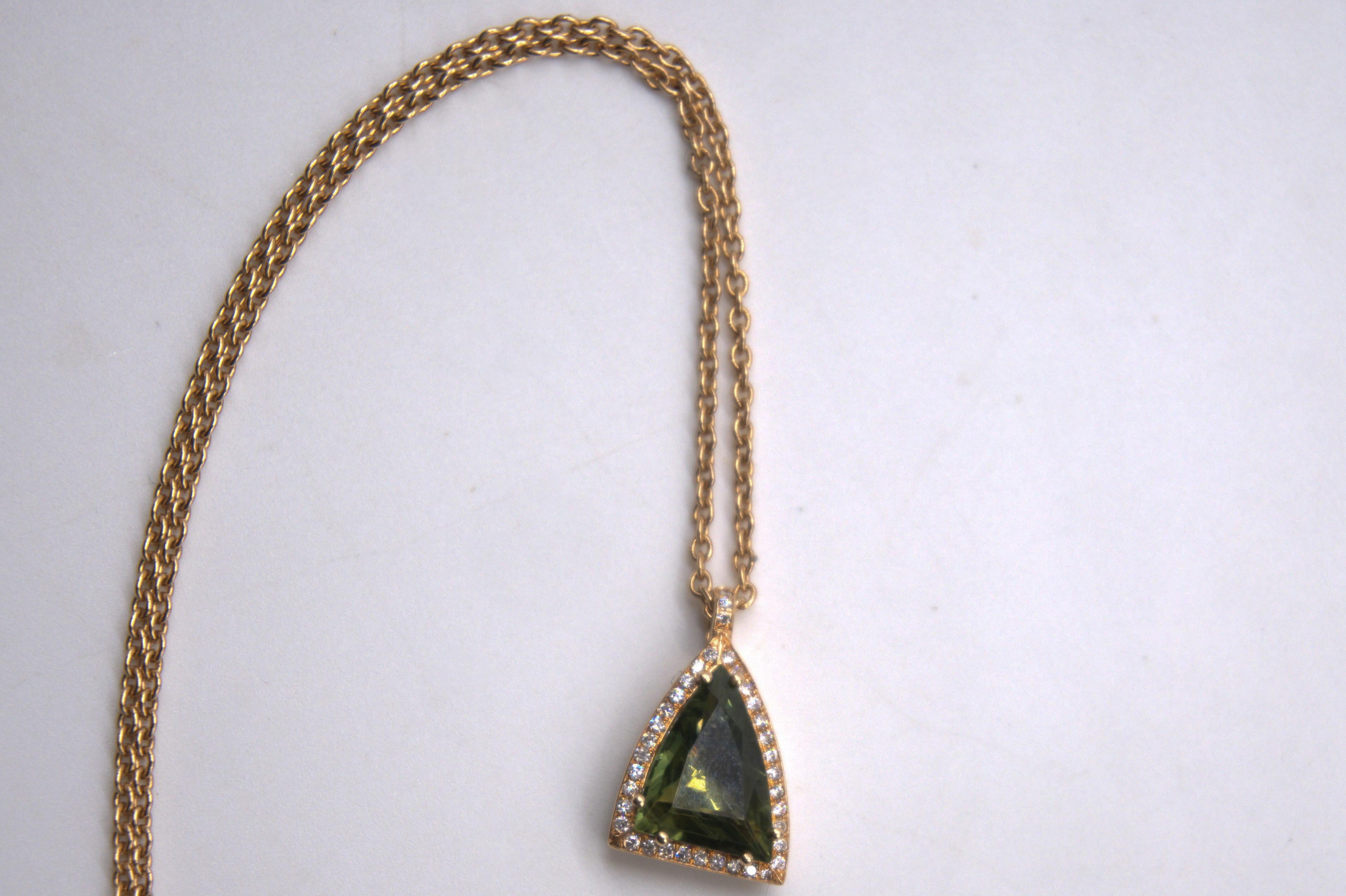 18 Carat Rose Gold Pendant Green Sapphire Diamonds For Sale 4