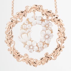 18 Carat Rose Gold-Plated 925 Sterling Silver Sea Shell Cameo Necklace
