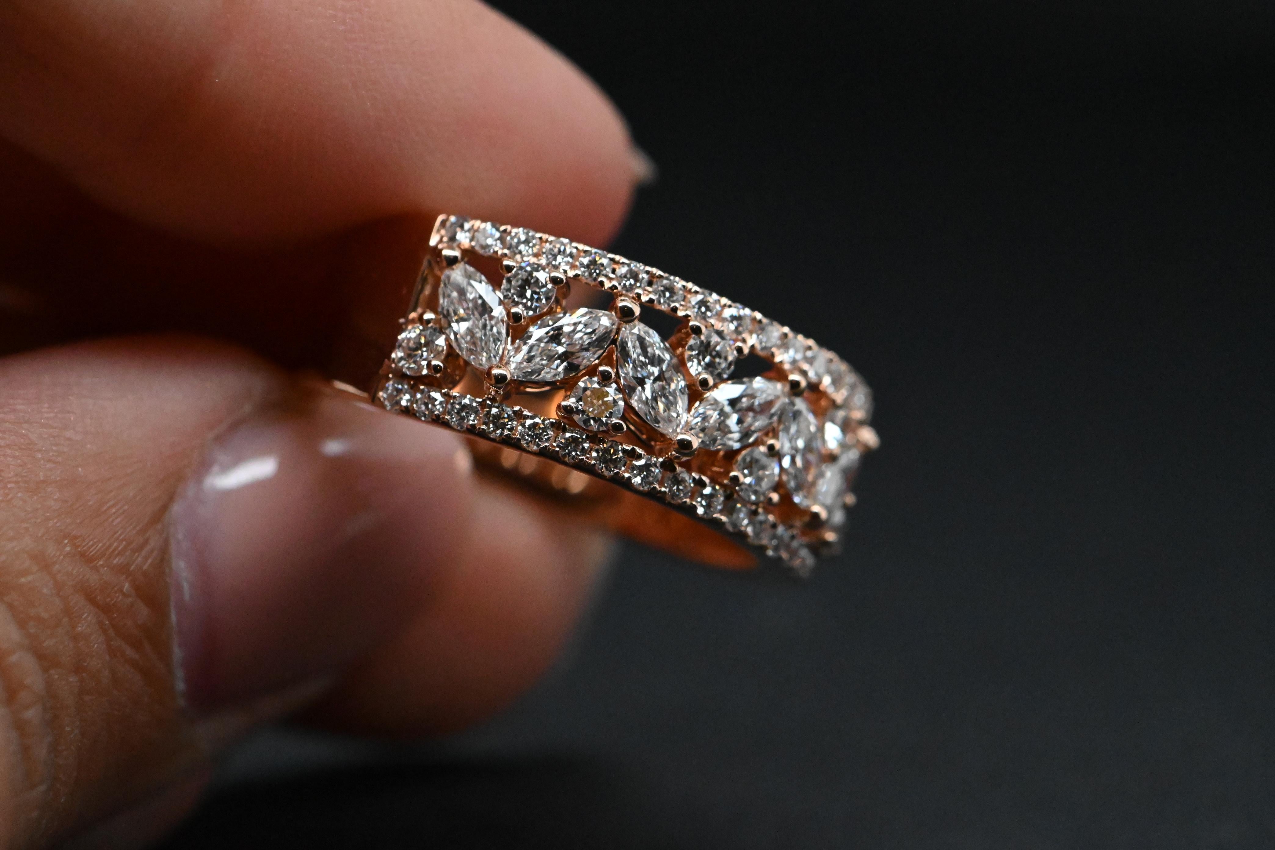 Women's 18-Carat Rose Gold Ring Adorned With Diamonds Totaling 1.57 Carats For Sale