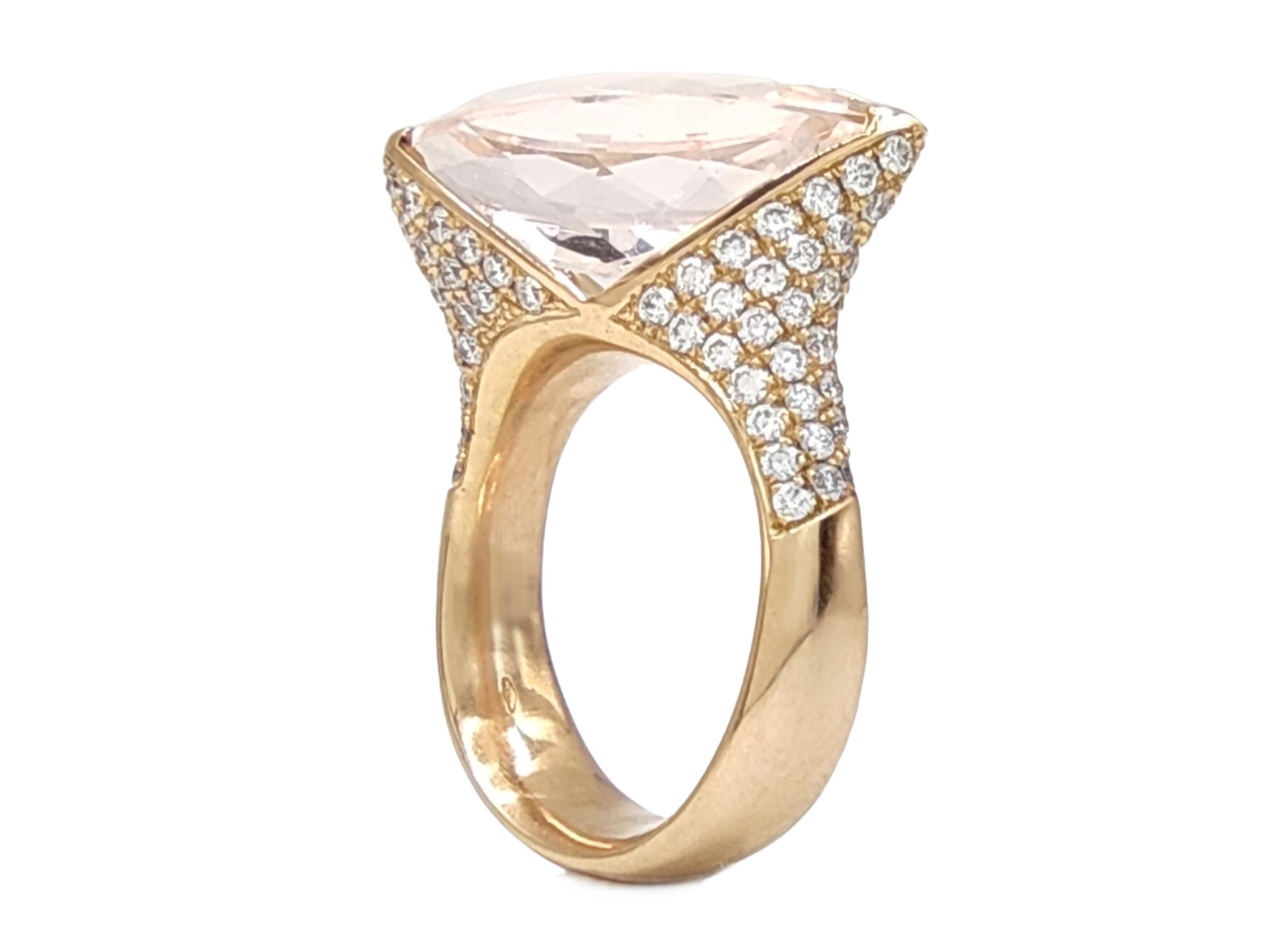 Precious elegant 18 kt rose gold ring handmade.
Size EU : Size 16 Diameter 18 
Total ring weight: 14.8 g Gem
Description: 
1  morganite approx. 4 ct.  translucent pink color of high purity mounted in the air to highlight the beauty of the morganite.