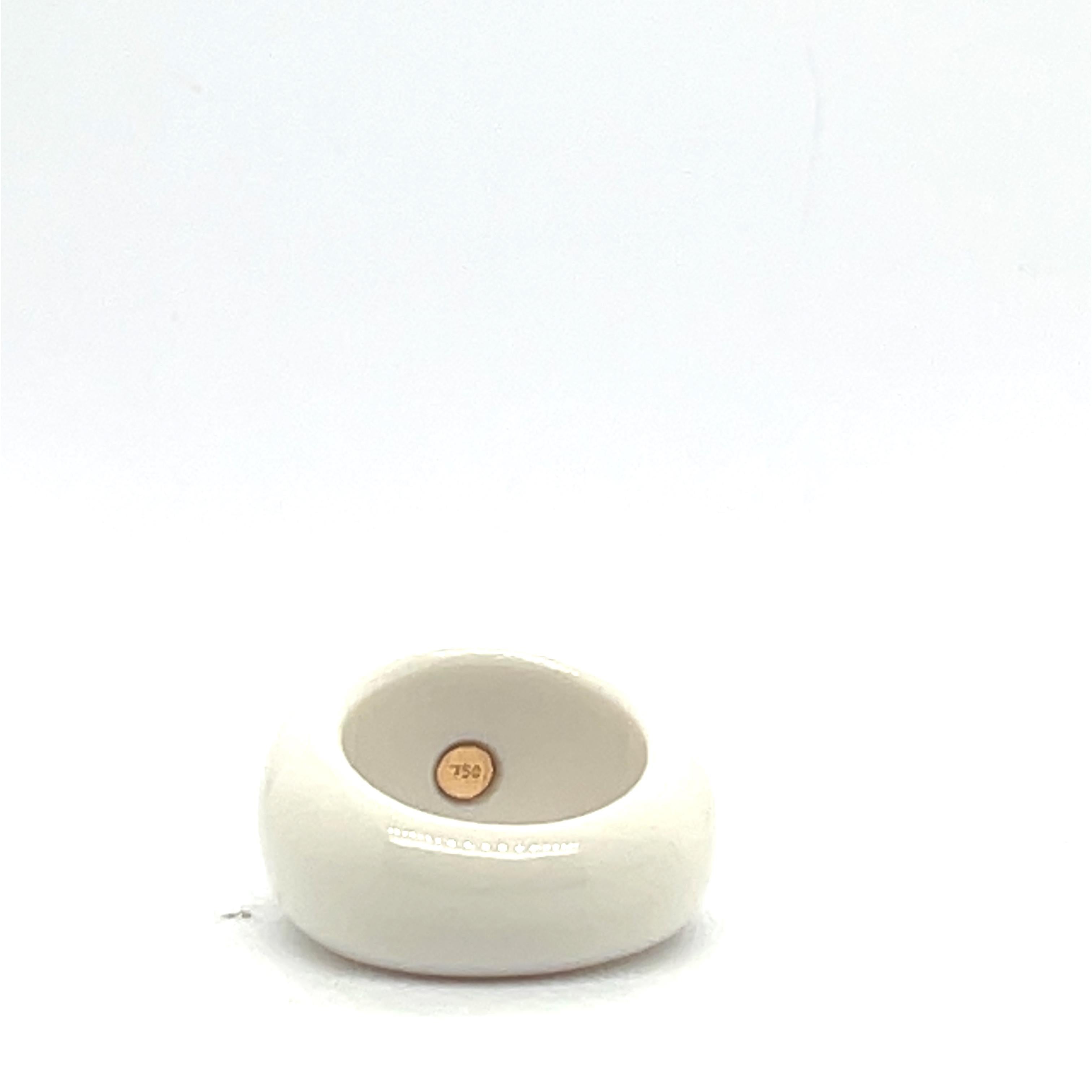 Cabochon 18-Carat Rose Gold Ring with Aquamarine and White Agate For Sale