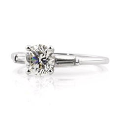 1.8 Carat Round Brilliant Diamond Ring Brilliant White 14K Gold Classic Charm