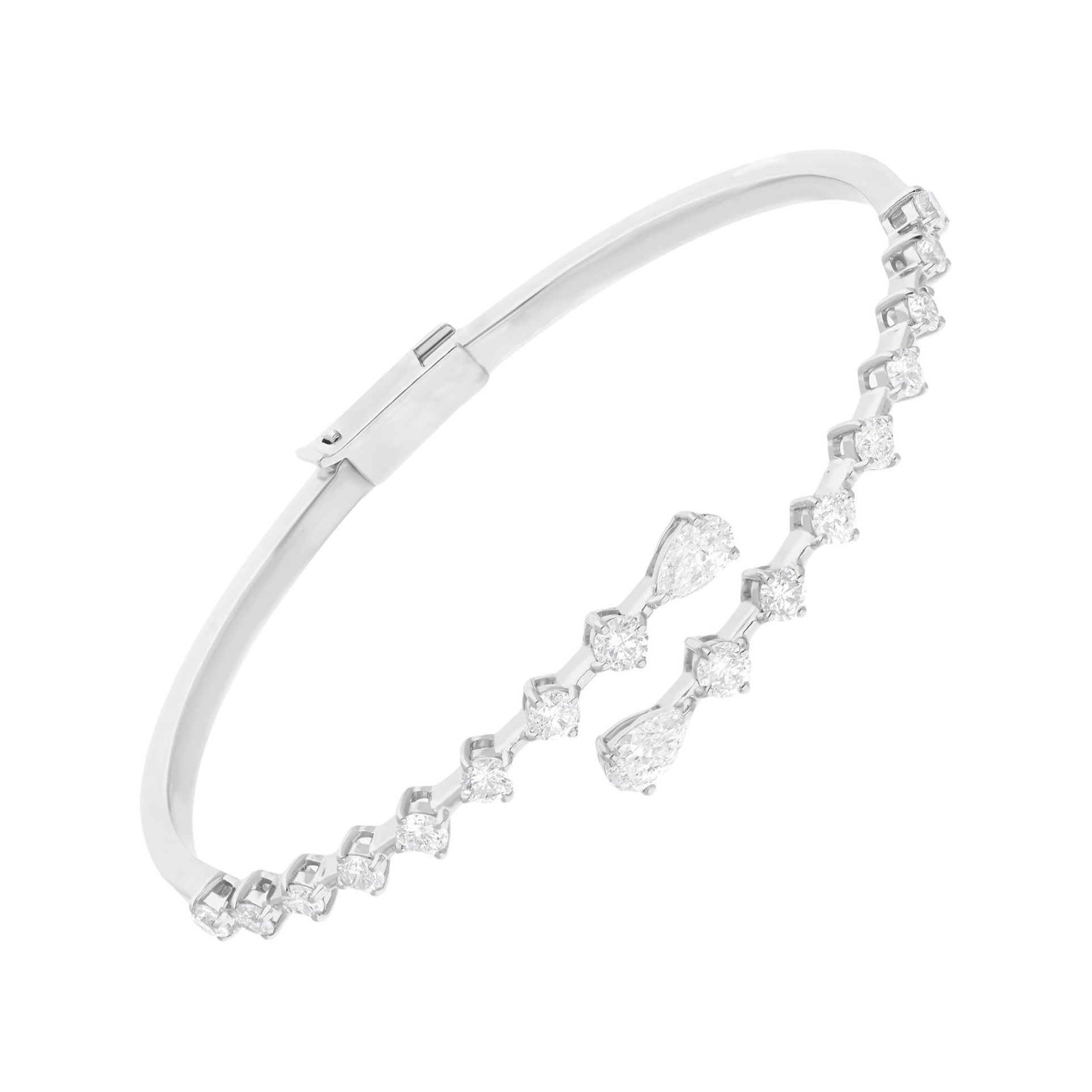 1.8 Carat SI Clarity HI Color Diamond Clamper Cuff Bracelet 18 Karat White Gold