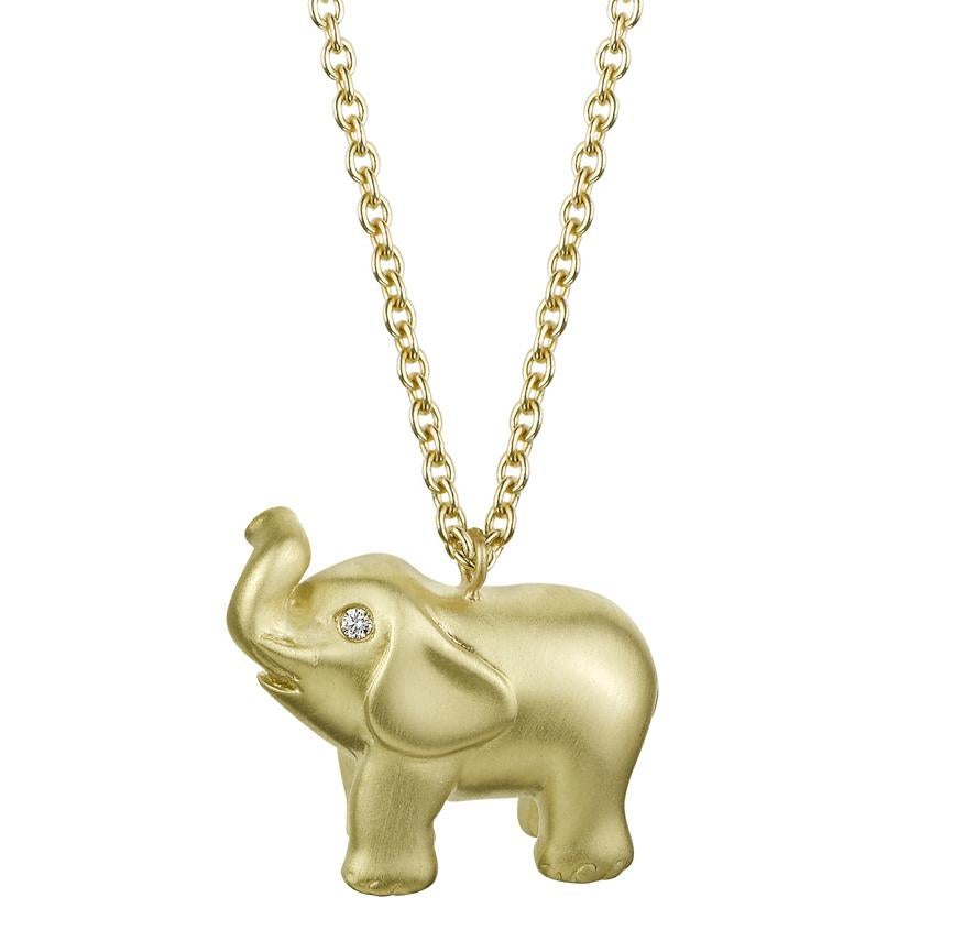 18 Karat Solid Gold Elephant Necklace In New Condition For Sale In New York, NY