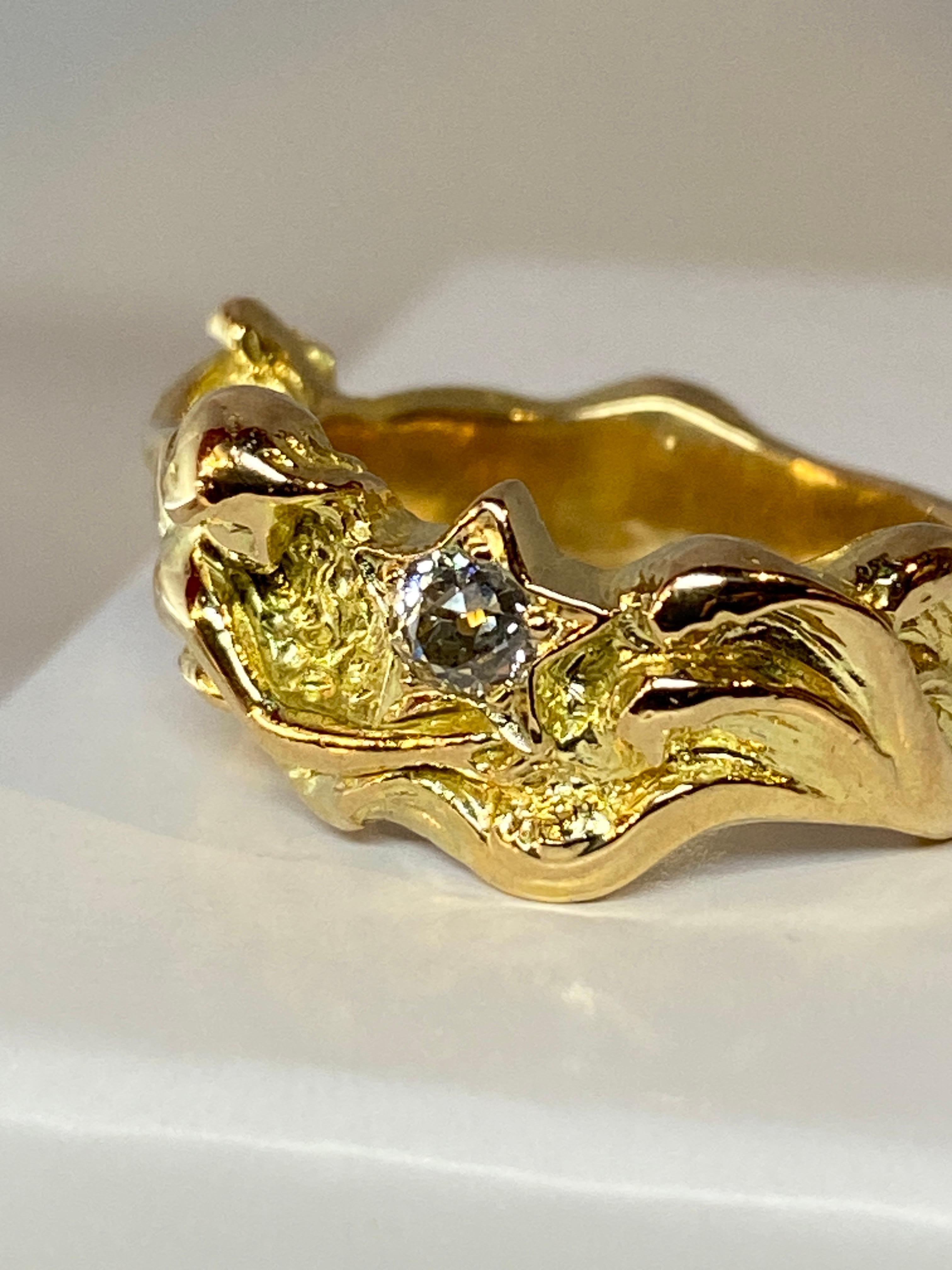 18 Carat Solid Gold Ring :Woman Braving the Wawes and Holding a Diamond Starfish 11