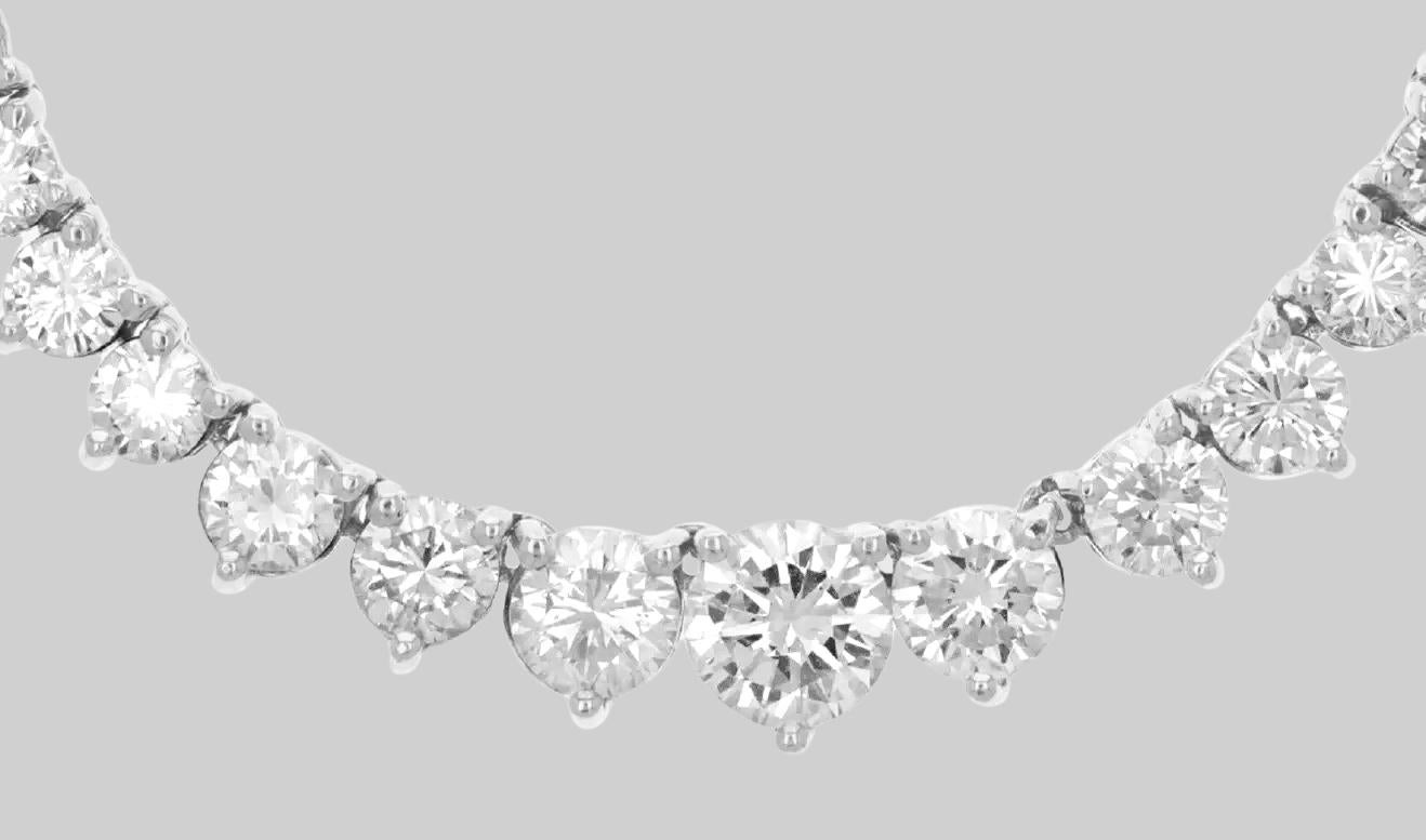 Spectacular riviera necklace with 18 carats of high quality diamonds! This is quite a fantastic piece that is beaming with brilliance and luxury! The sizes and quality is incredible and is certainly above average compared to most necklaces.