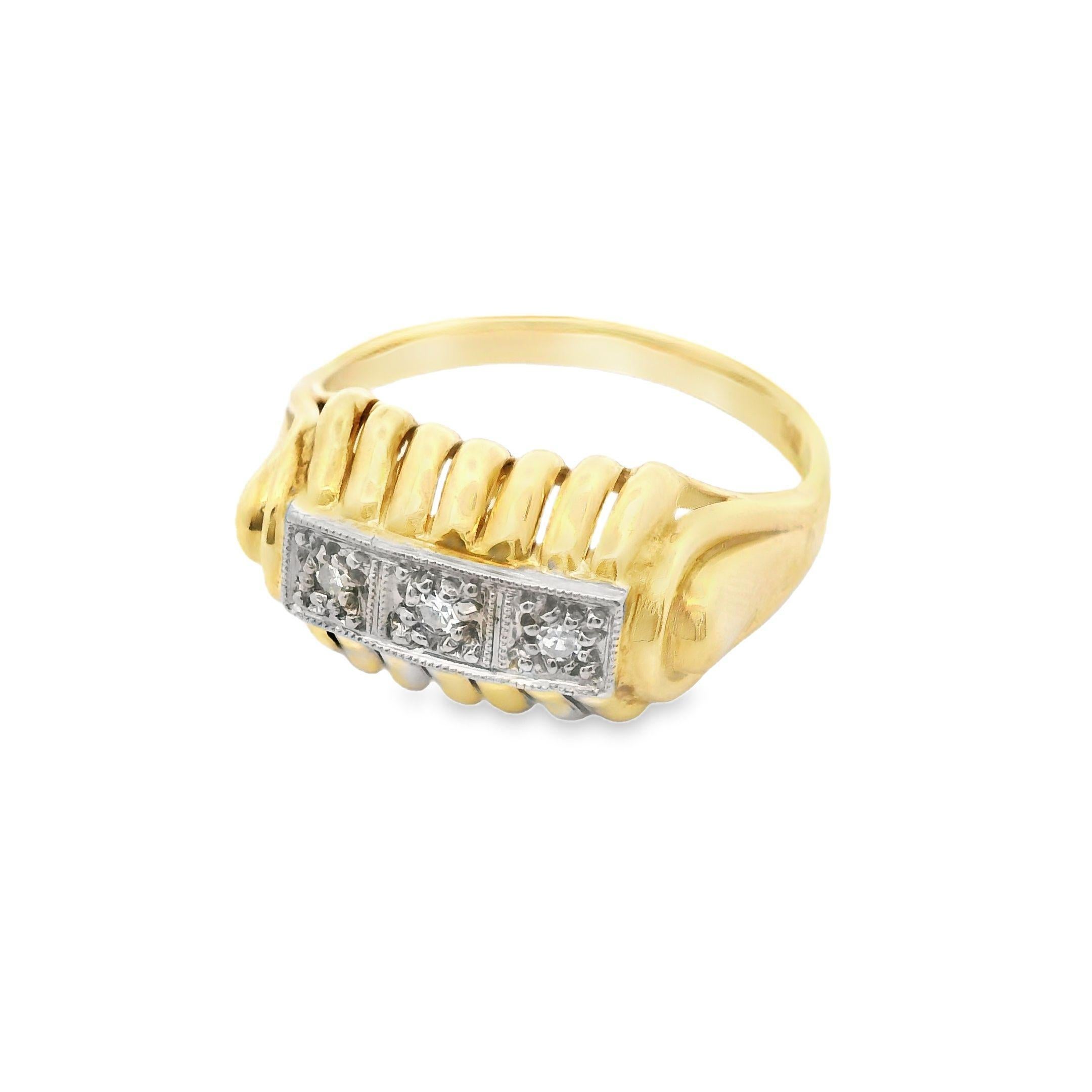 .18 Carat Three Stone Diamond Ring in 14k Yellow Gold Mid Century Modern For Sale 5