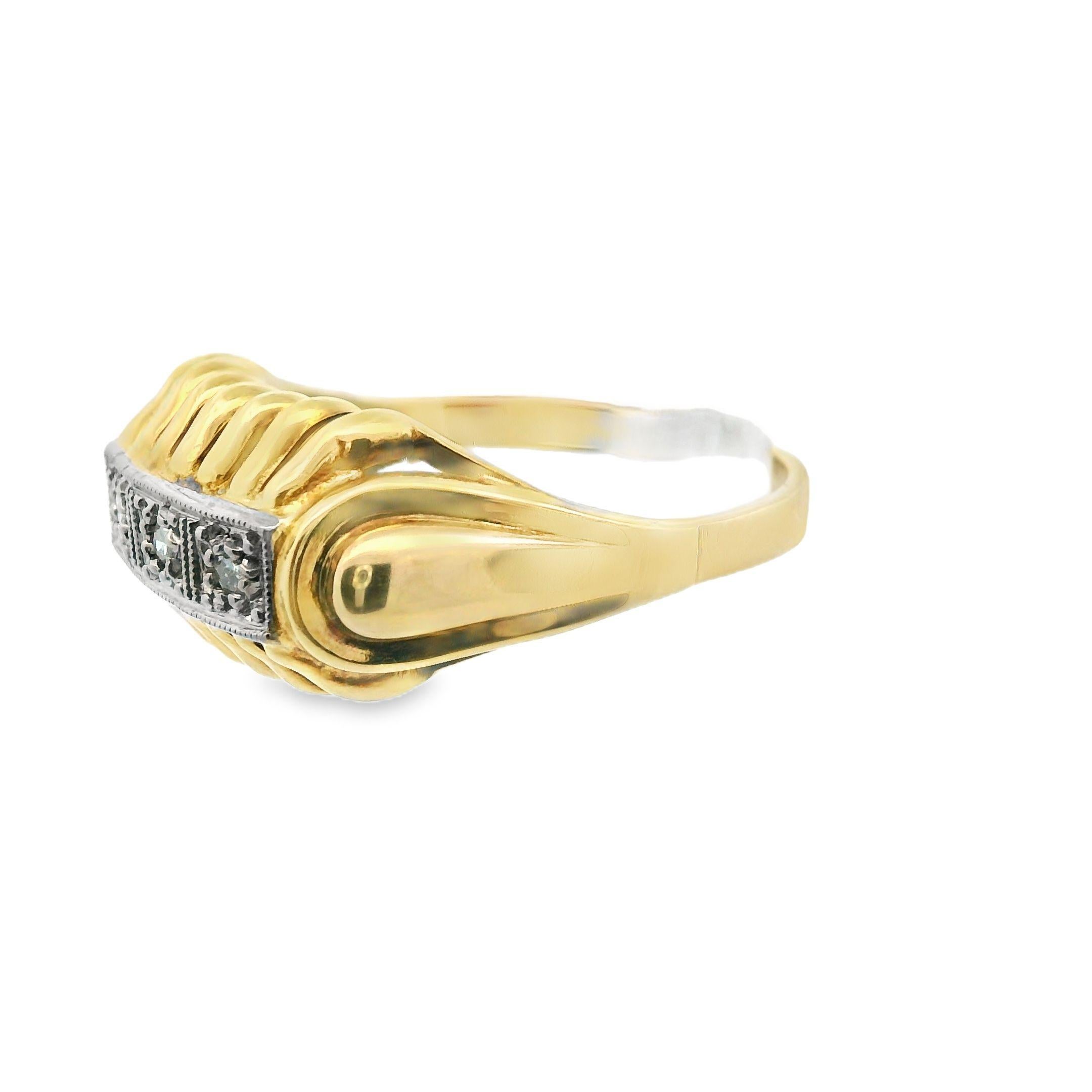 .18 Carat Three Stone Diamond Ring in 14k Yellow Gold Mid Century Modern For Sale 2