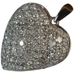 18 Carat White Gold 1.50 Carat Diamond Heart Pendant