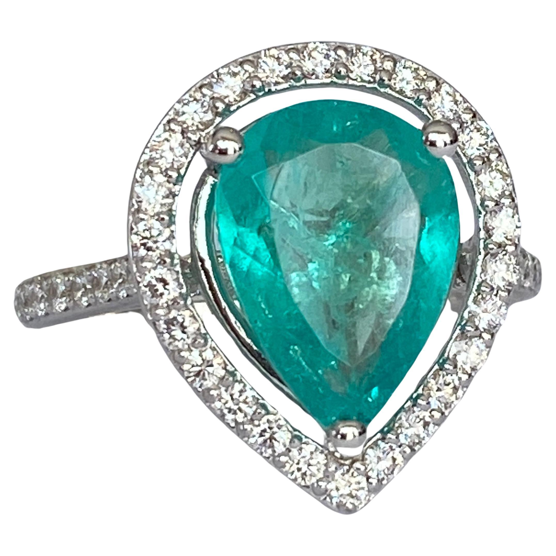 18 Carat White Gold 2.30 Carat Emerald Diamond  Diana Cocktail Ring For Sale