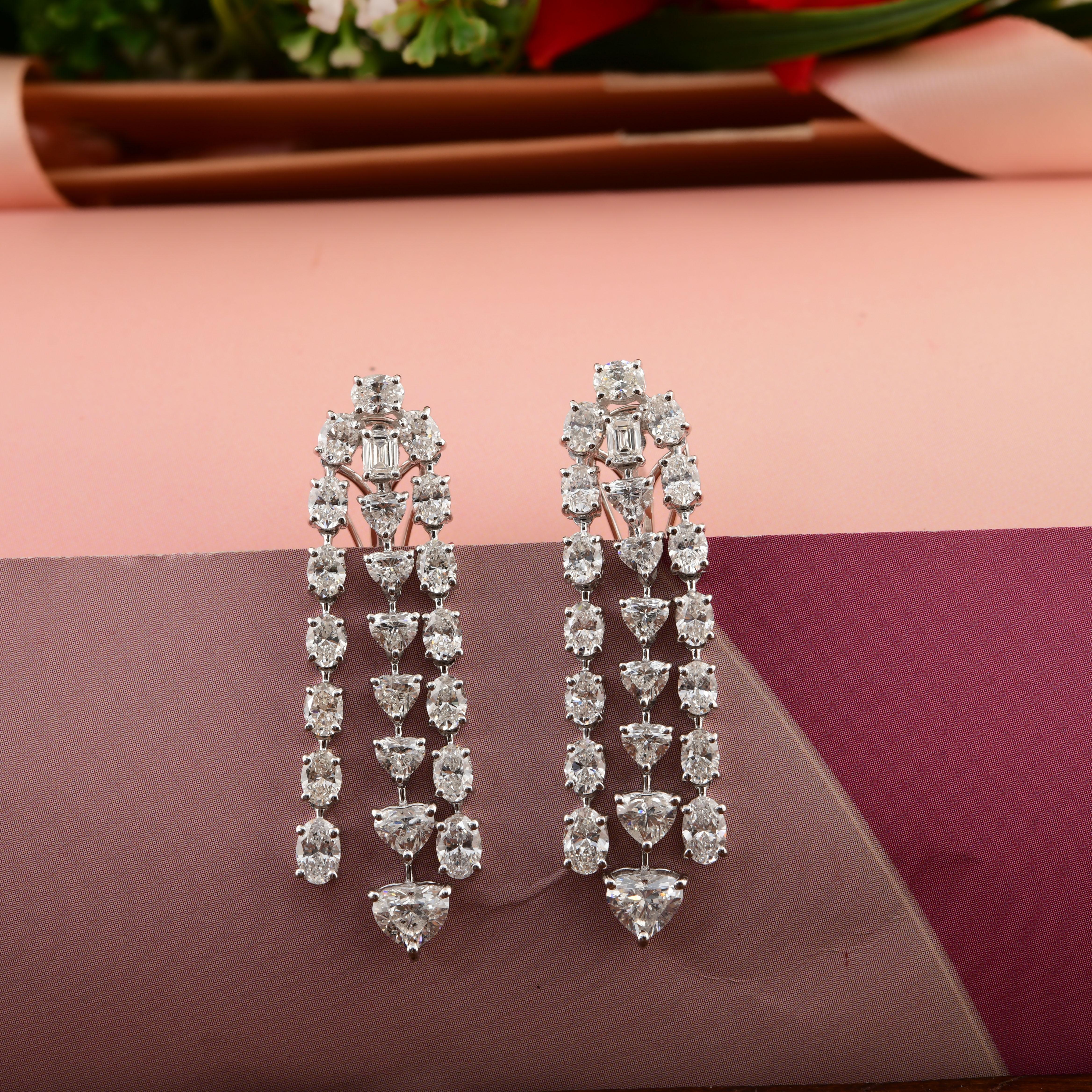 Moderne Boucles d'oreilles de mariage en or blanc 18 carats 8.44Ct Diamond Natural Chandelier Drop Ears en vente
