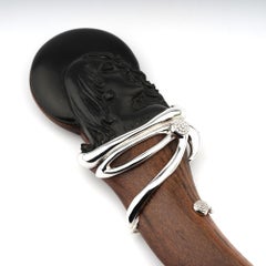 18 Carat White Gold Amarant Paper Knife with Diamonds and Portrait Carving Cameo