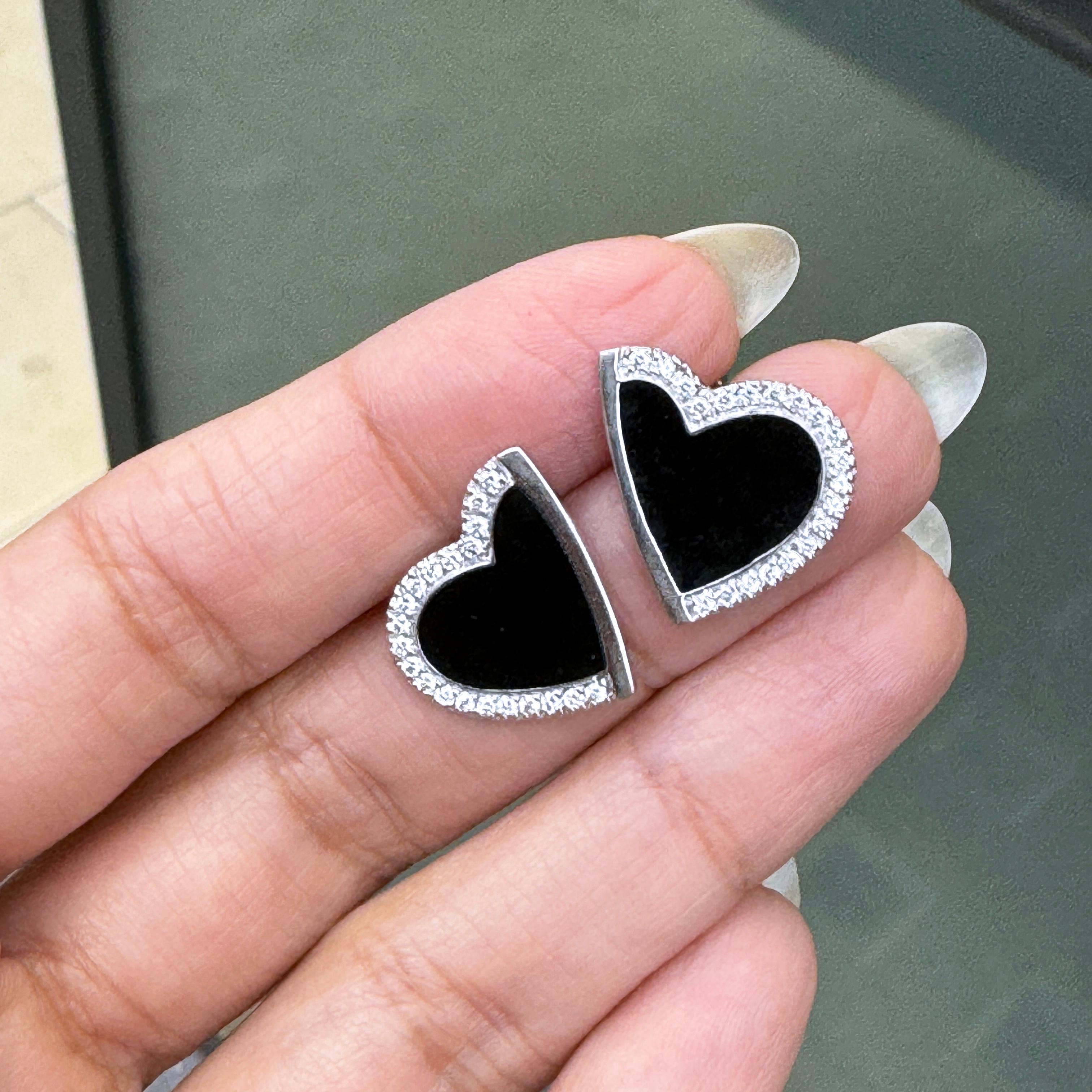 Orecchini a forma di cuore in oro bianco 18 carati e diamanti di Roberto Coin In condizioni buone in vendita a London, GB